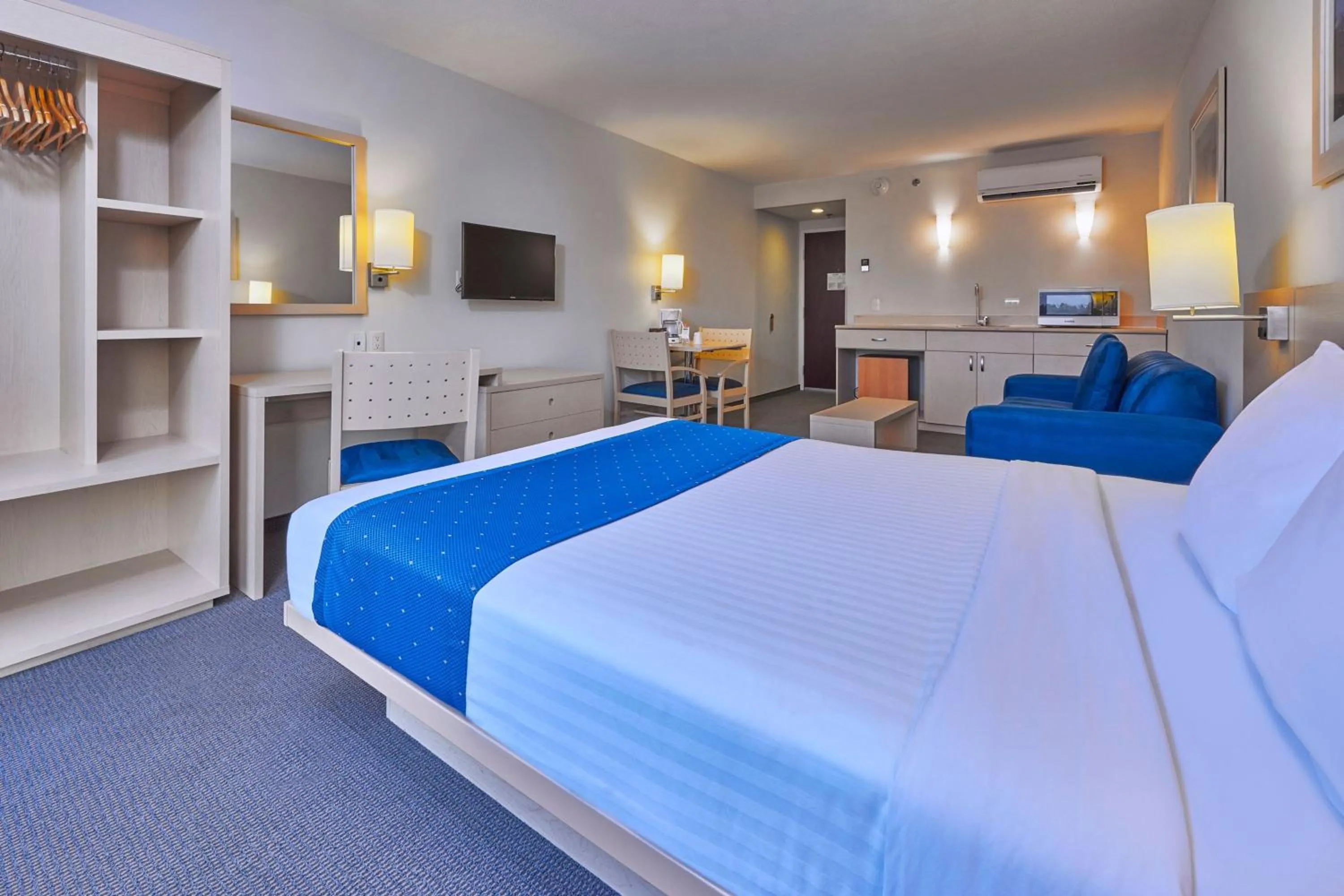 Bedroom, Bed in City Express by Marriott Puebla Angelopolis