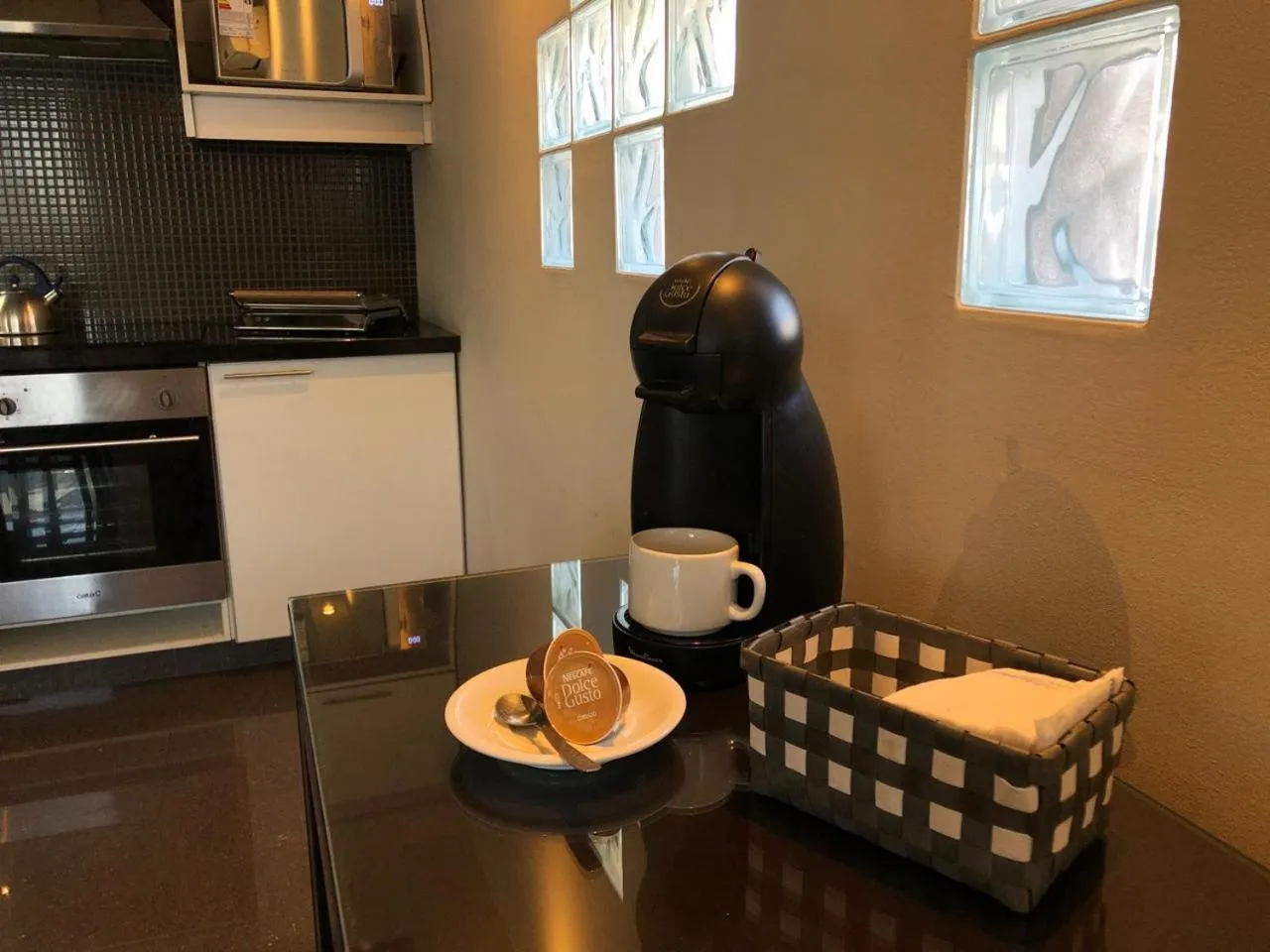 Coffee/tea facilities in Uno Buenos Aires Suites