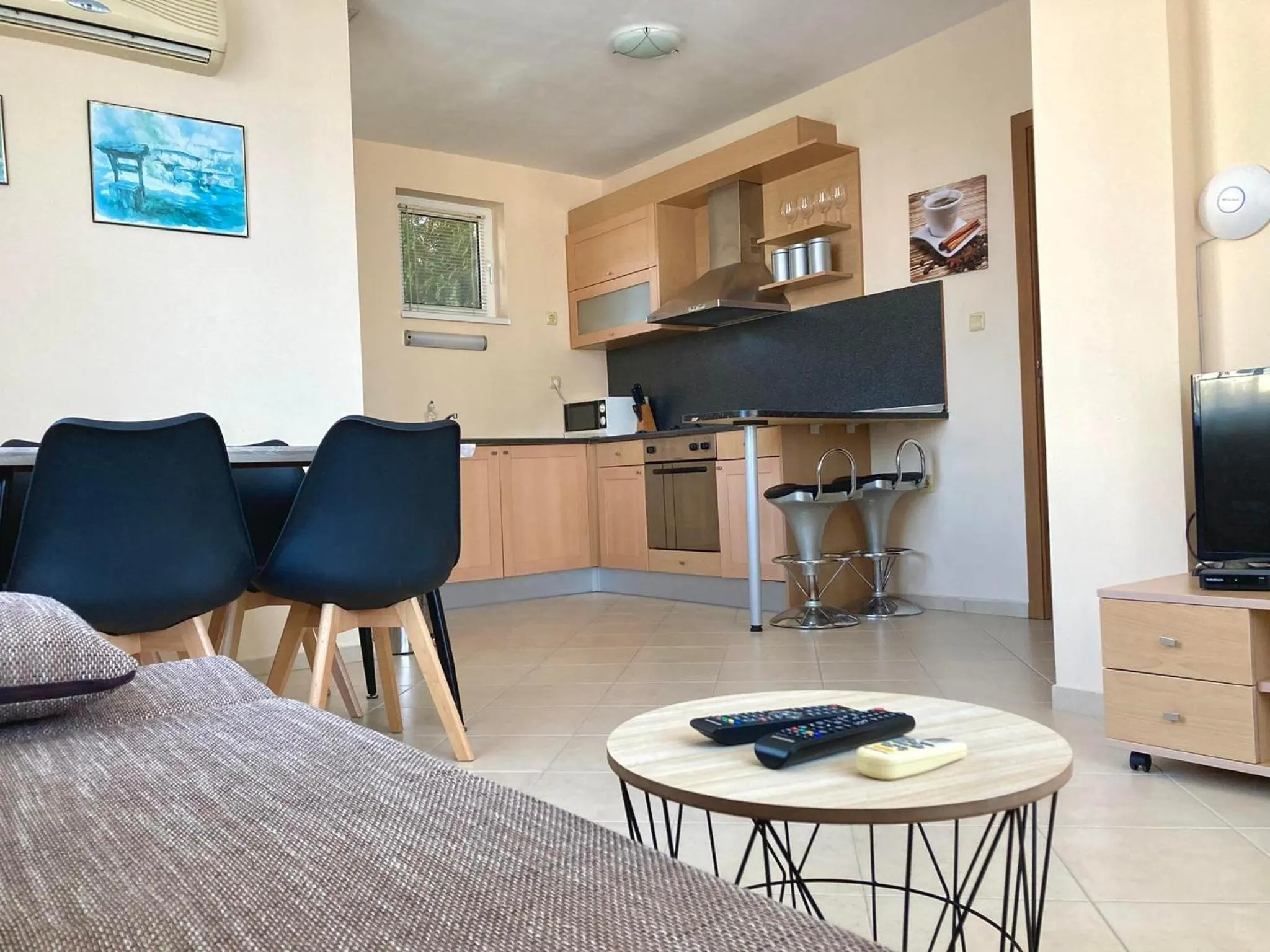 One-Bedroom Apartment in Apolon Complex