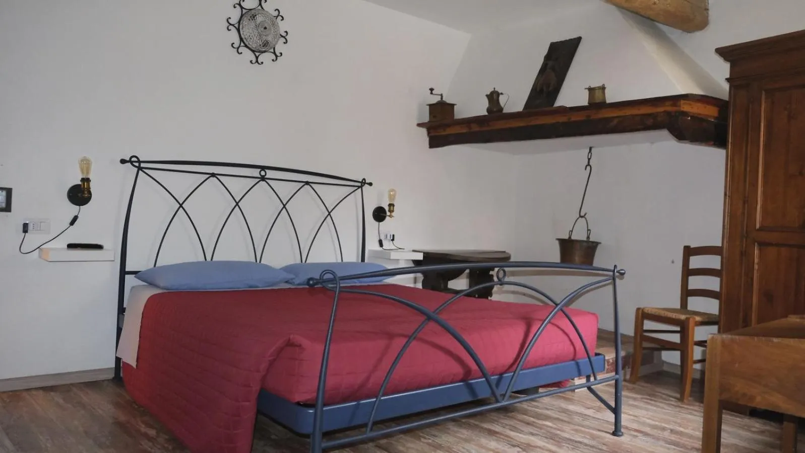 Bed in B&B Il Pittore