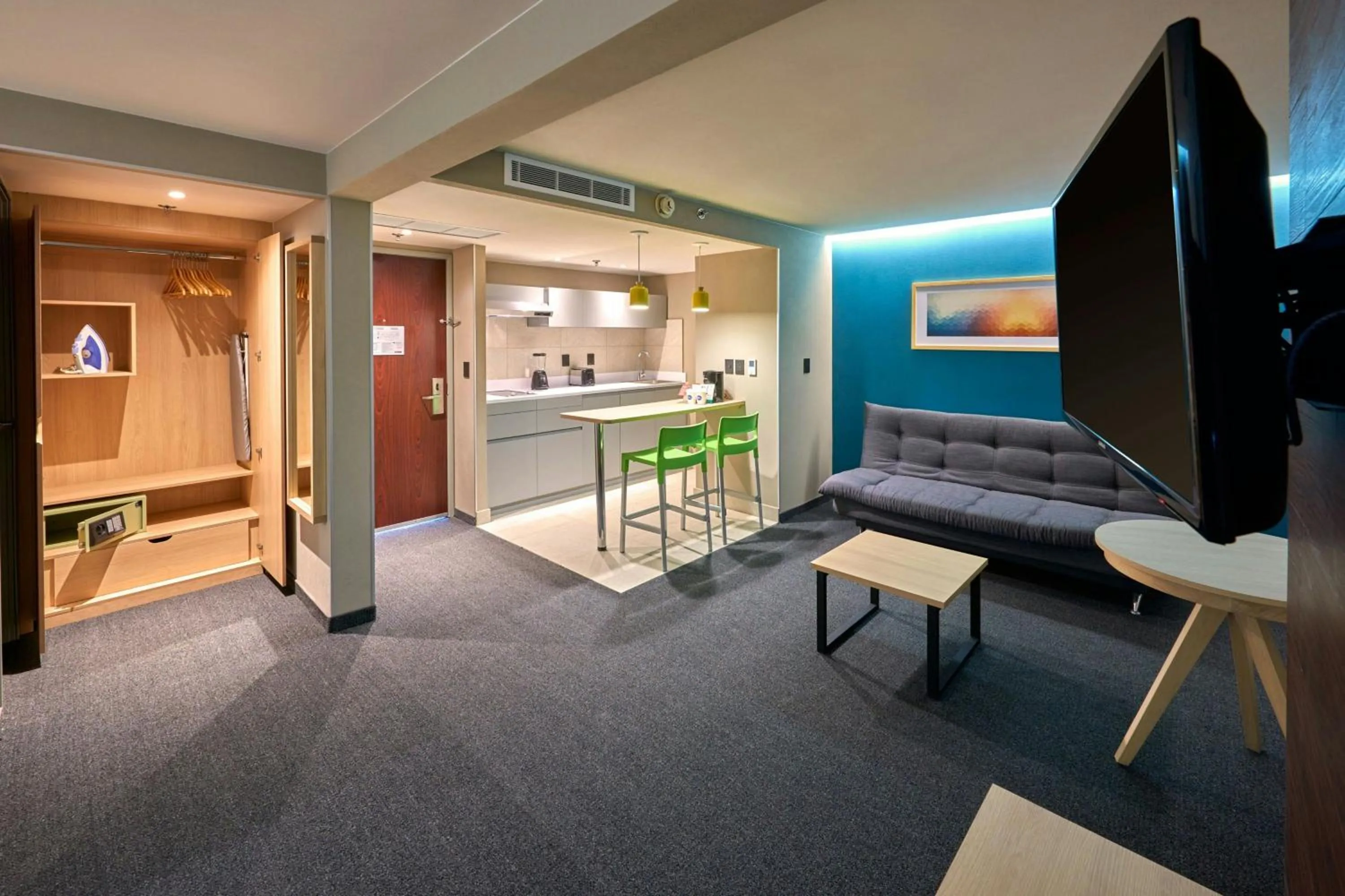 Living room in City Express by Marriott Toluca