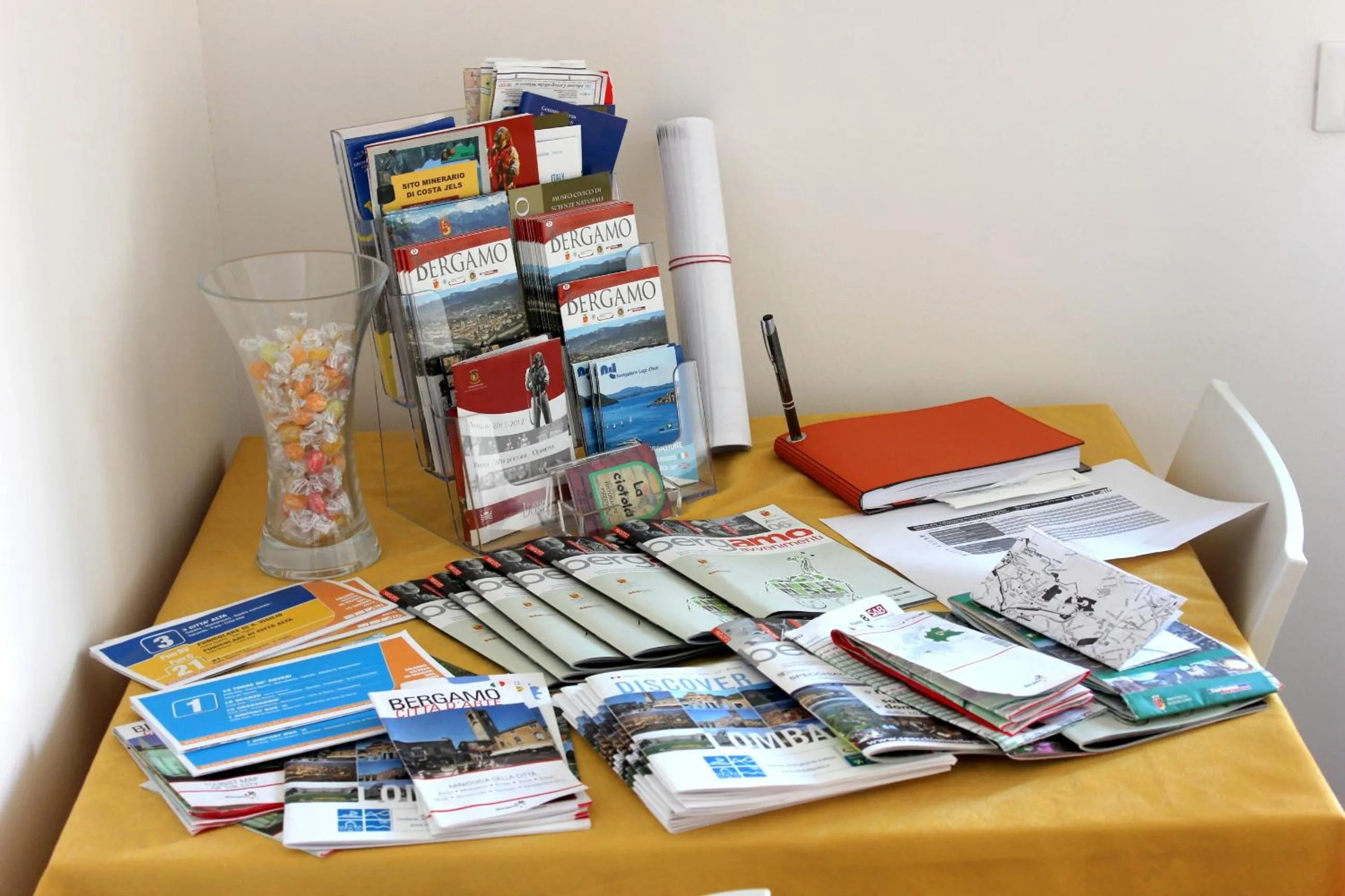 Decorative detail in B&B Fanzago