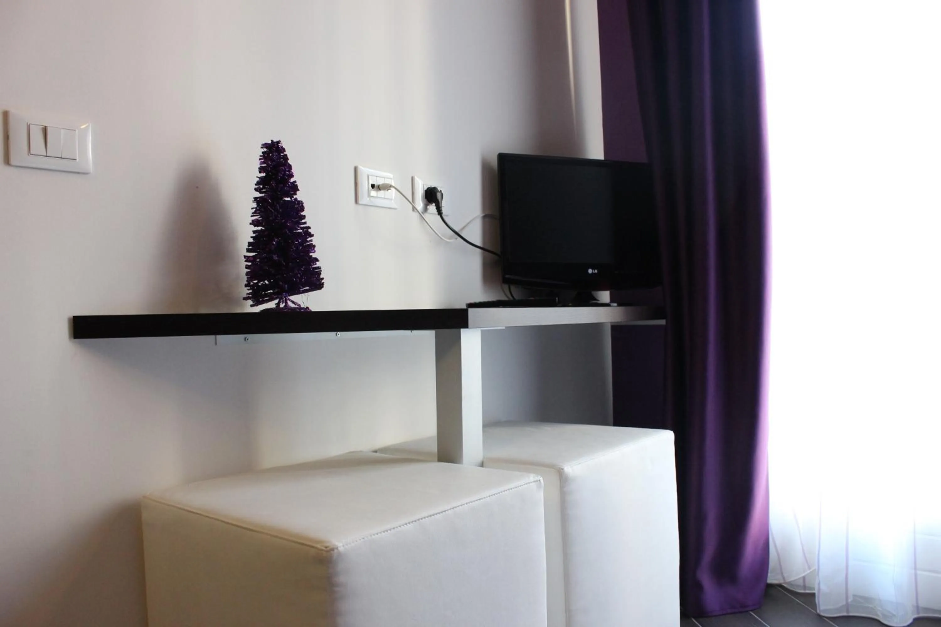 Decorative detail in B&B Fanzago