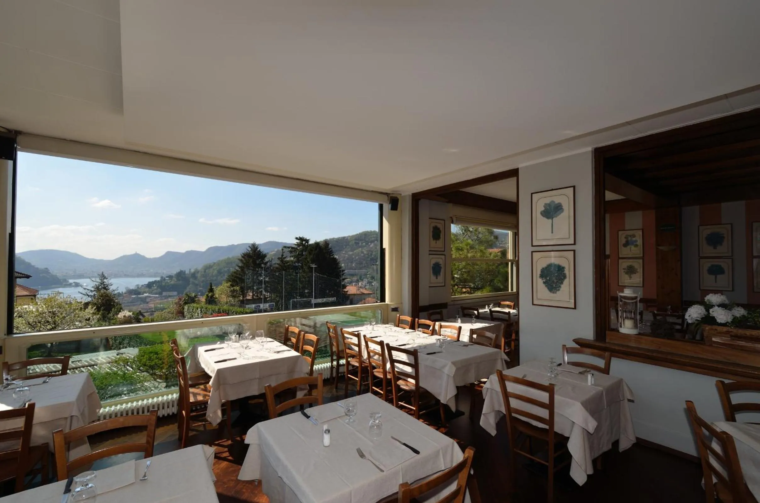 Restaurant/places to eat in Albergo Della Torre