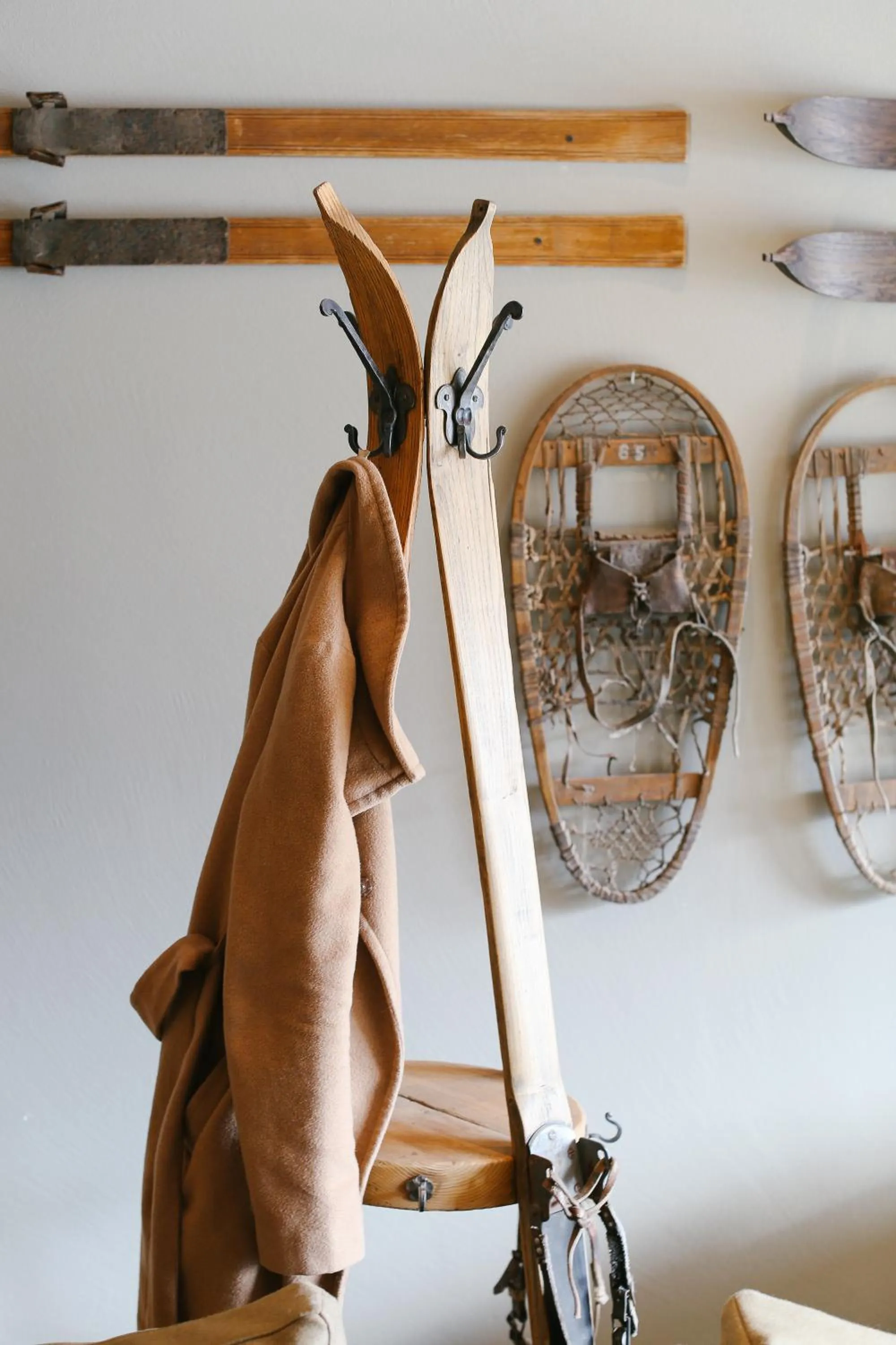 Decorative detail in Nira Alpina