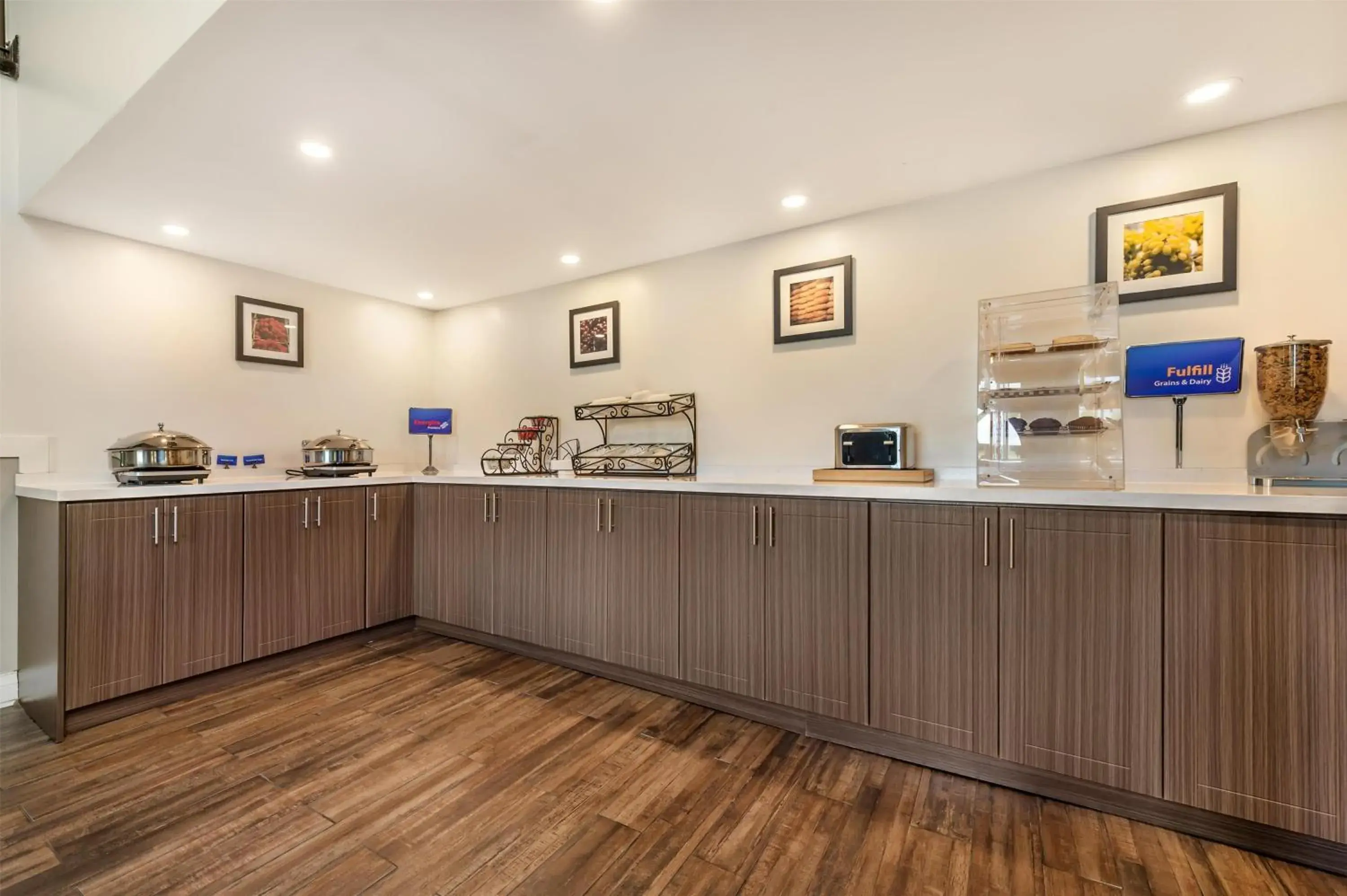 Breakfast in Best Western Smiths Falls Hotel Breakfast in Best Western Smiths Falls Hotel