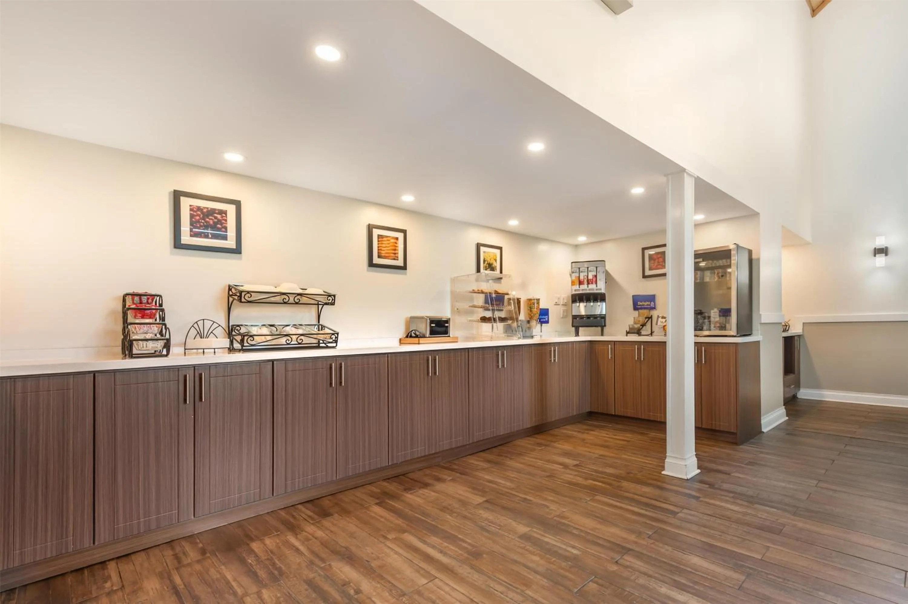 Breakfast in Best Western Smiths Falls Hotel