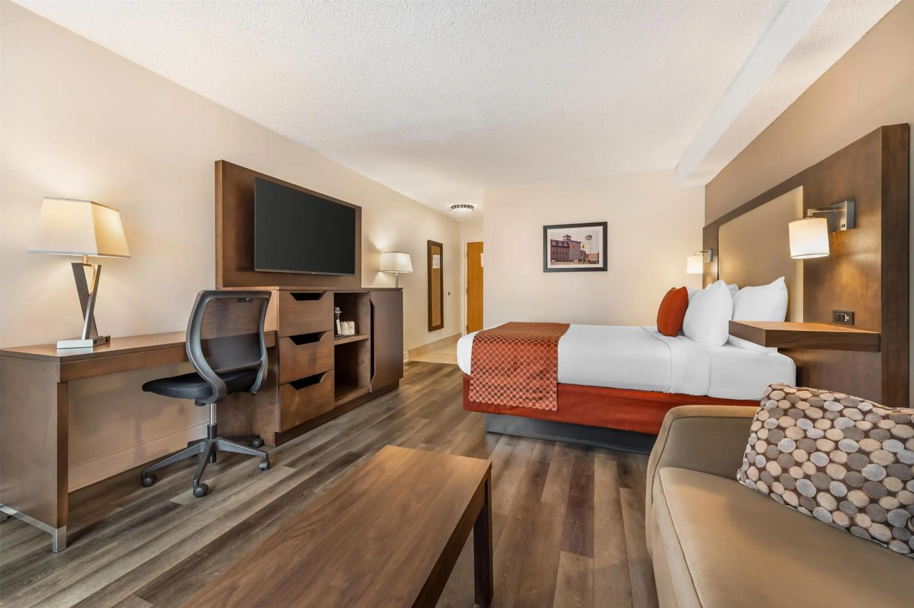 Bedroom, Bed in Best Western Smiths Falls Hotel