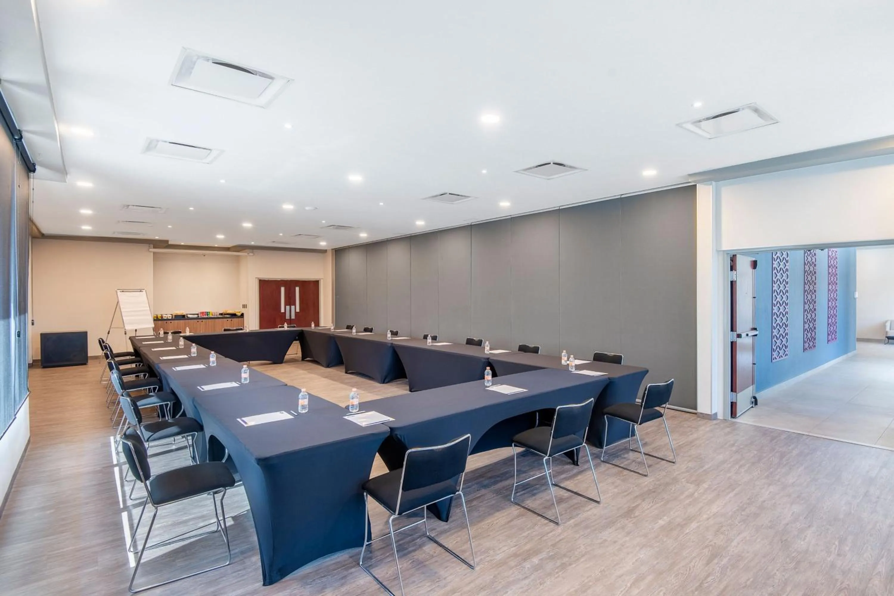 Meeting/conference room in City Express by Marriott Queretaro Autopista