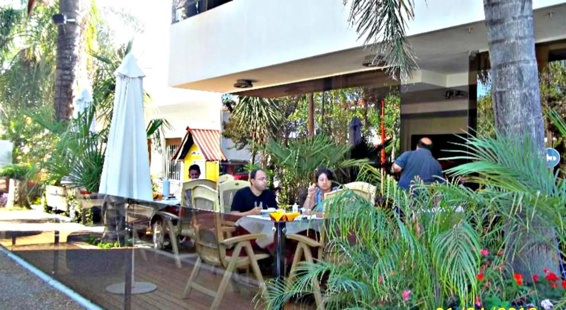 Patio in Hotel Capvio