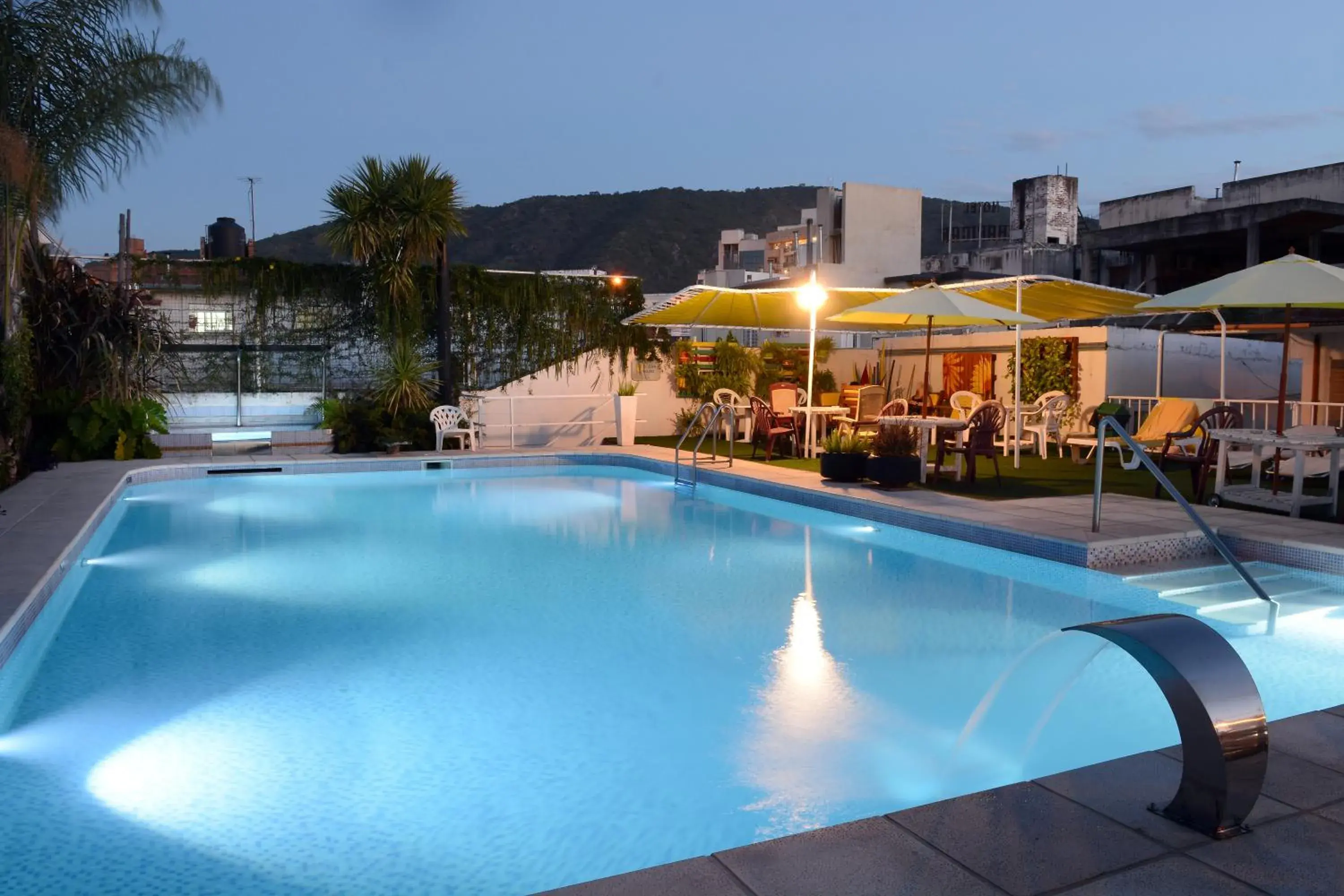 Pool view in Hotel Capvio Pool view in Hotel Capvio