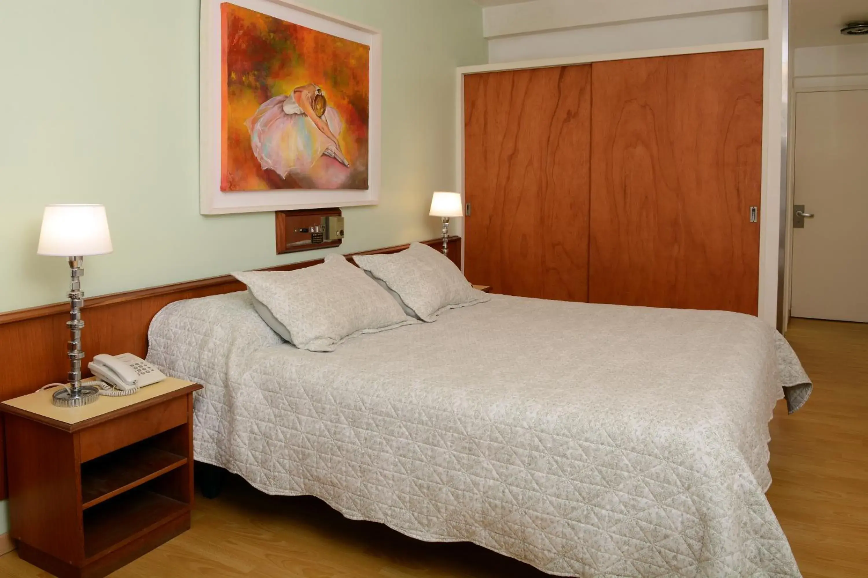 Bed in Hotel Capvio Bed in Hotel Capvio