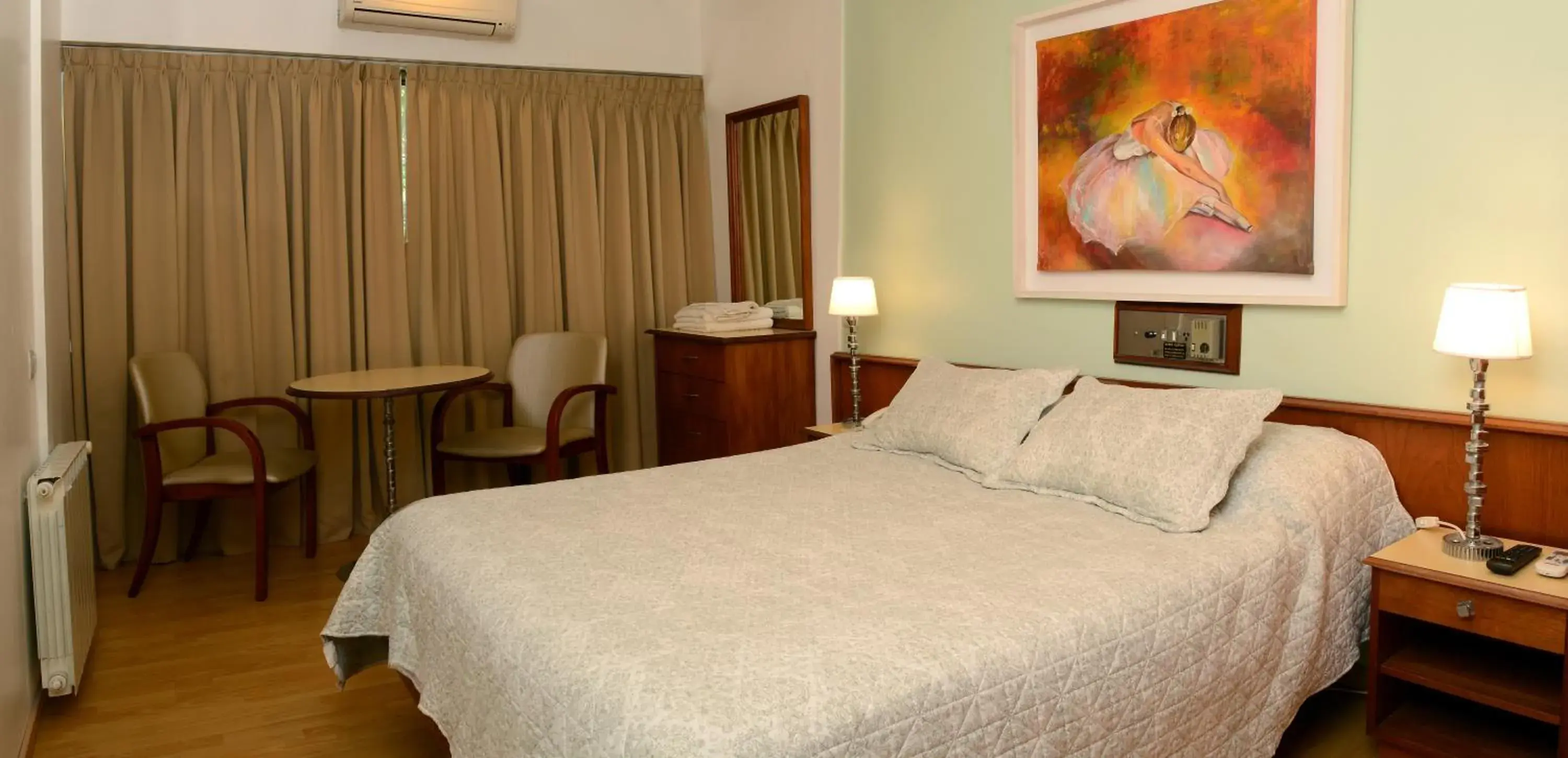 Bed in Hotel Capvio Bed in Hotel Capvio