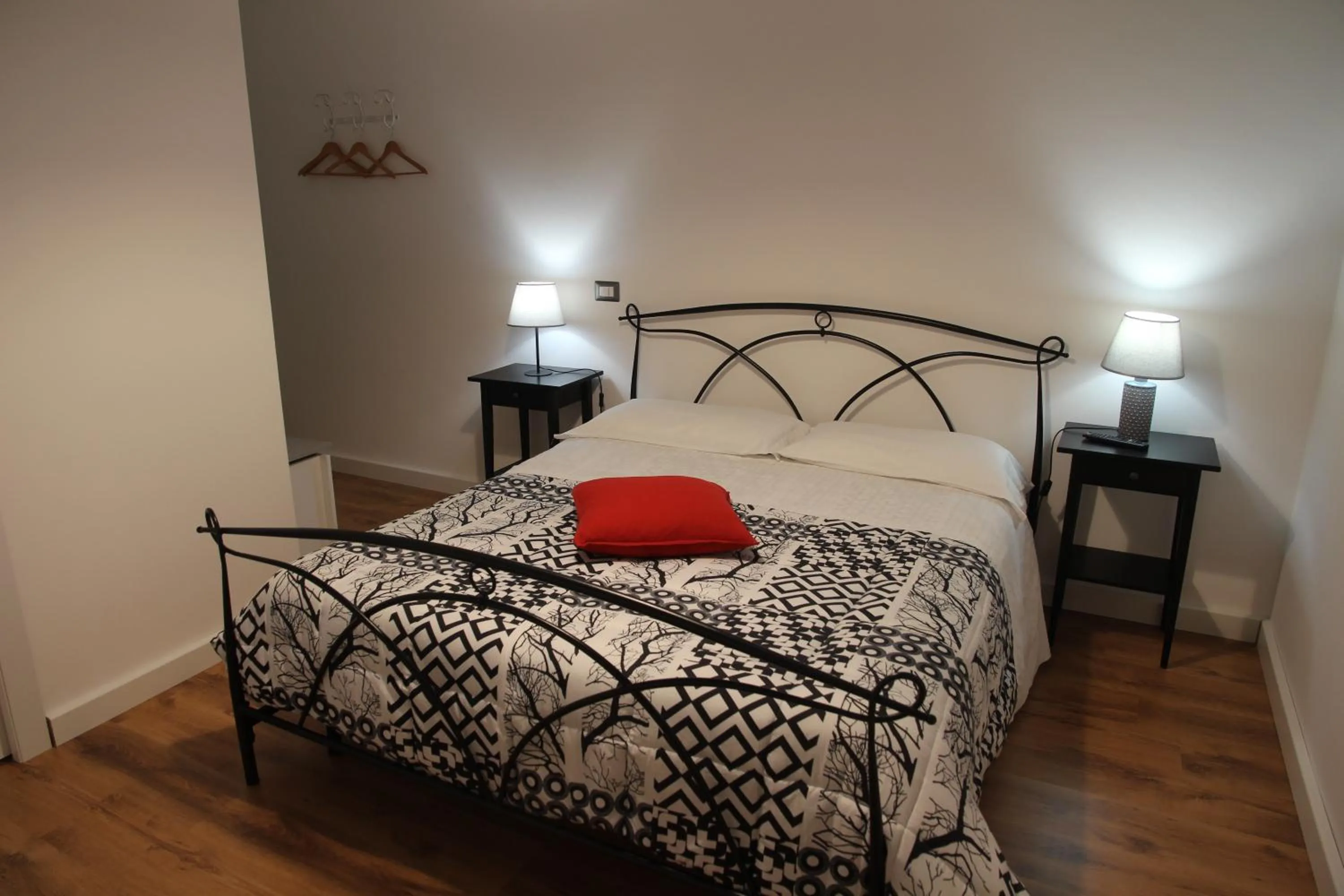 Bed in ES - Essential Solution & Emotion Stories (locazione turistica)