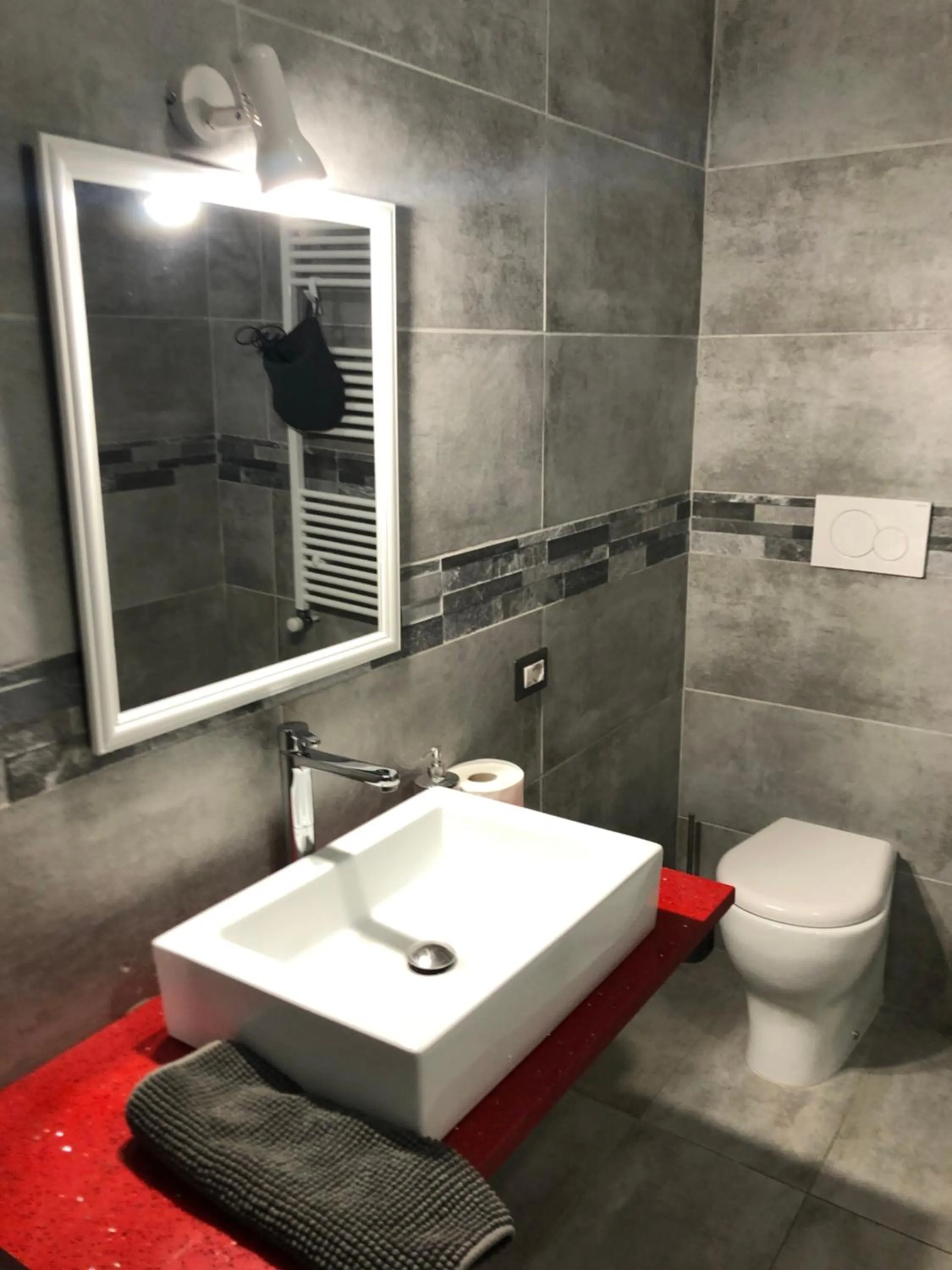 Toilet in Porta Deuropa