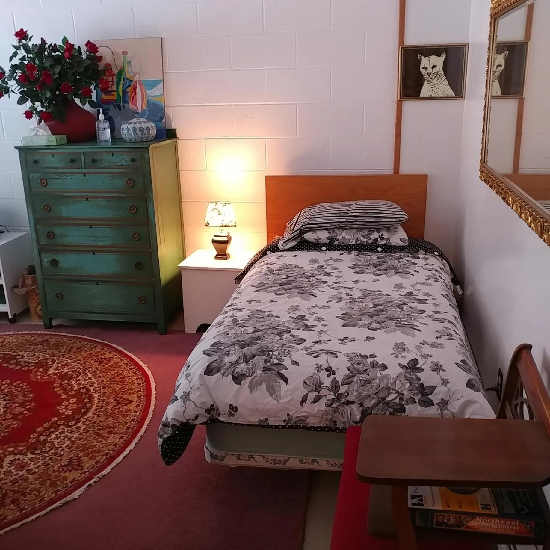 Bed in Cricket Hill Lodging