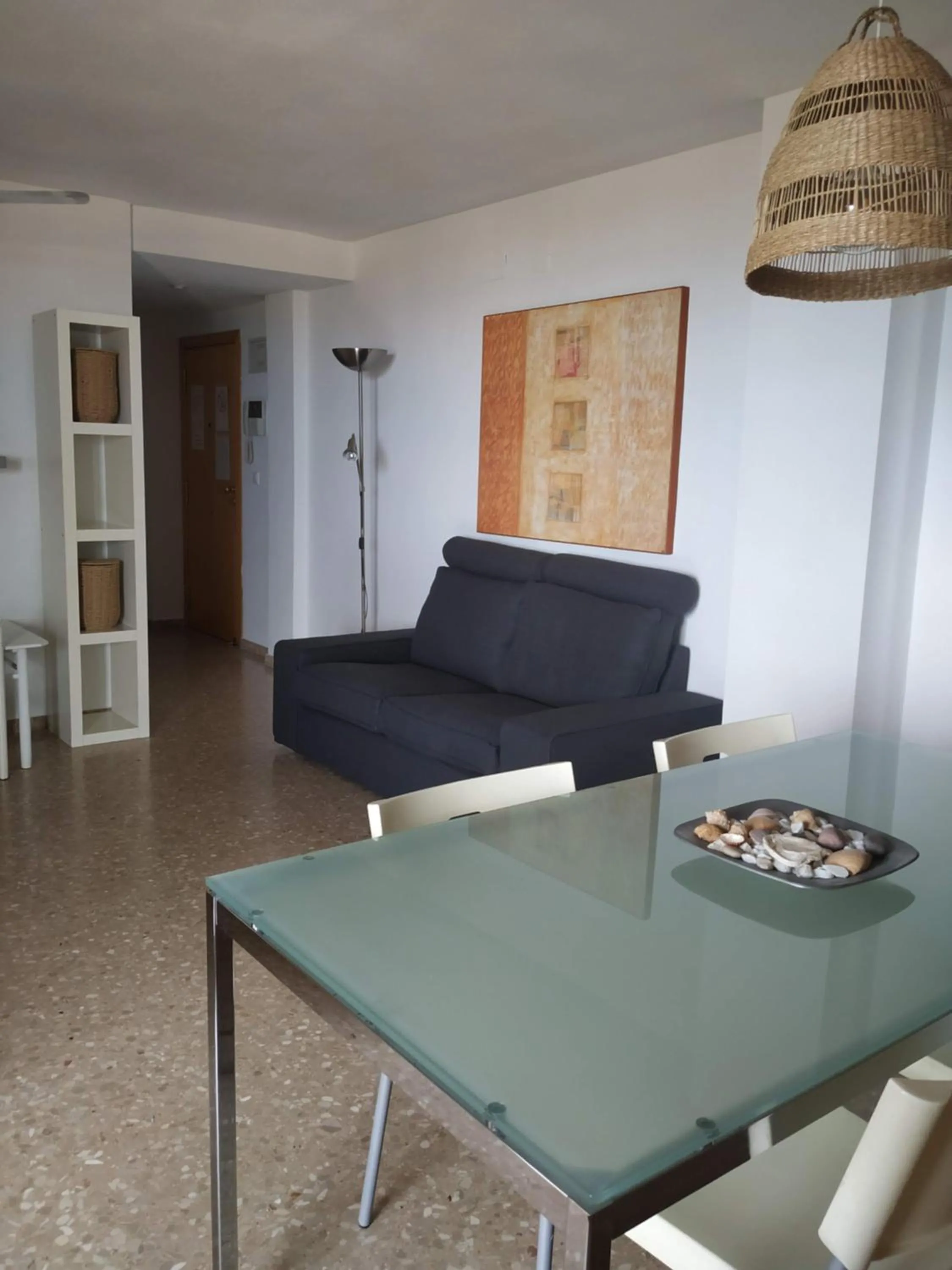 Apartamento Con Preciosas Vistas Al Mar,WIFI y piscina de temporada