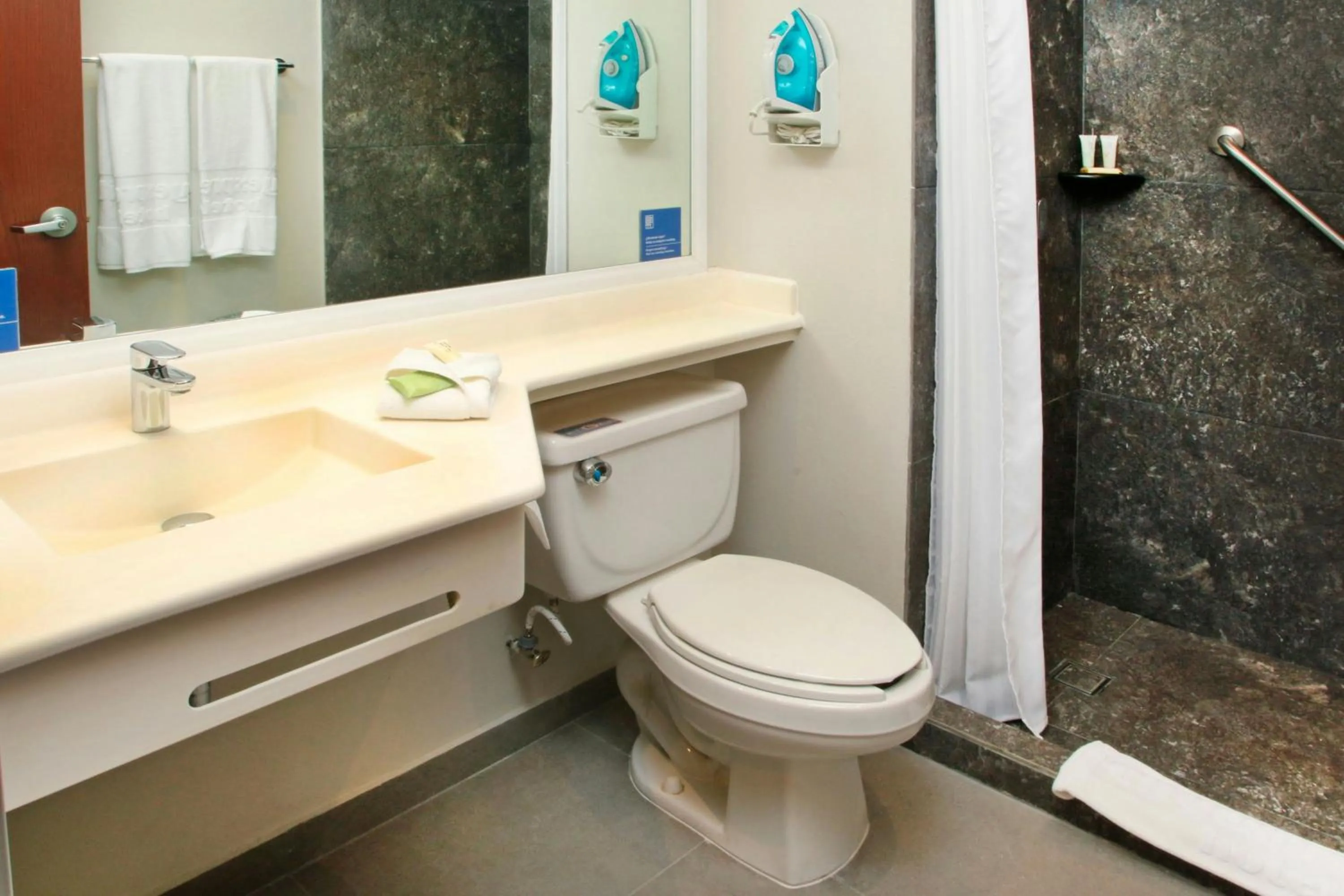 Bathroom in City Express by Marriott Reynosa