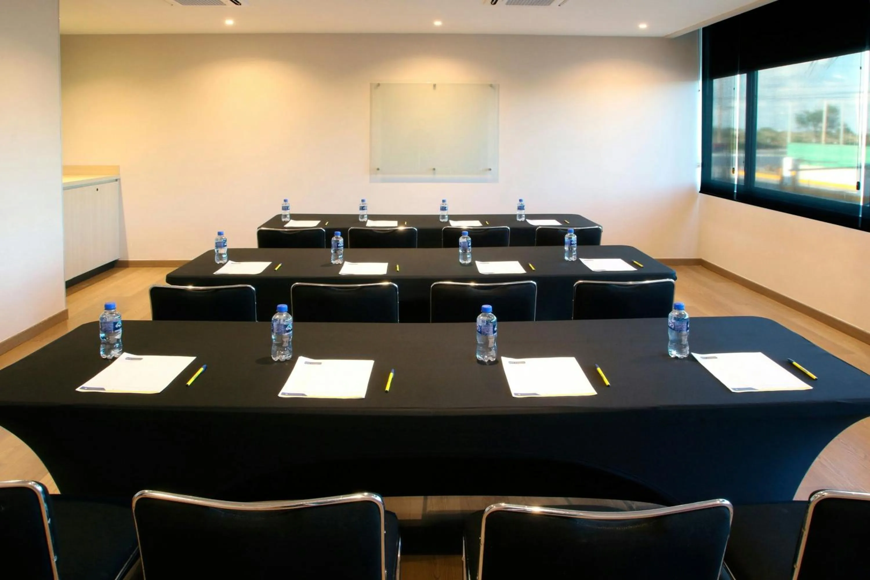 Meeting/conference room in City Express by Marriott Reynosa
