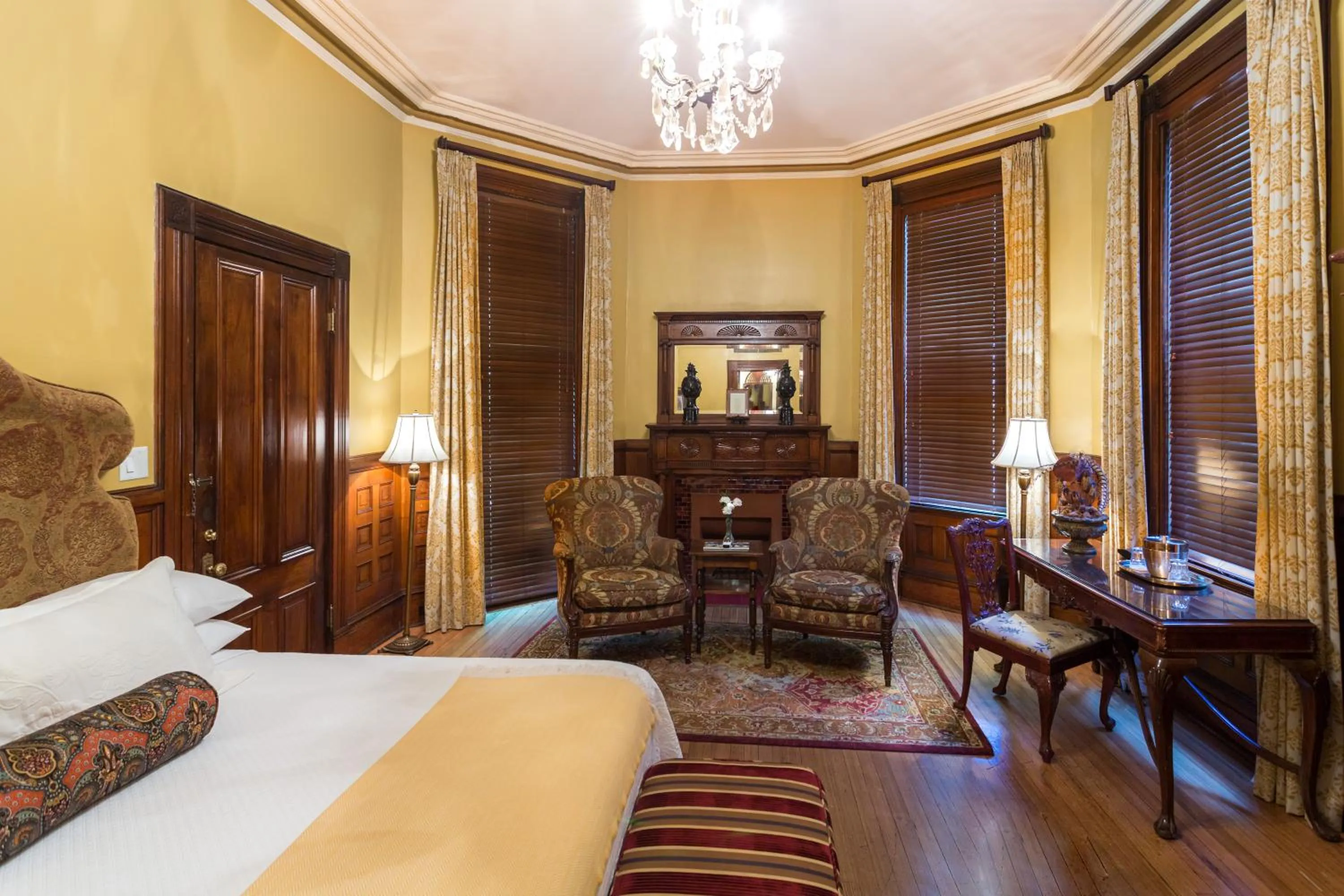 Photo of the whole room, Bed in Kehoe House, Historic Inns of Savannah Collection