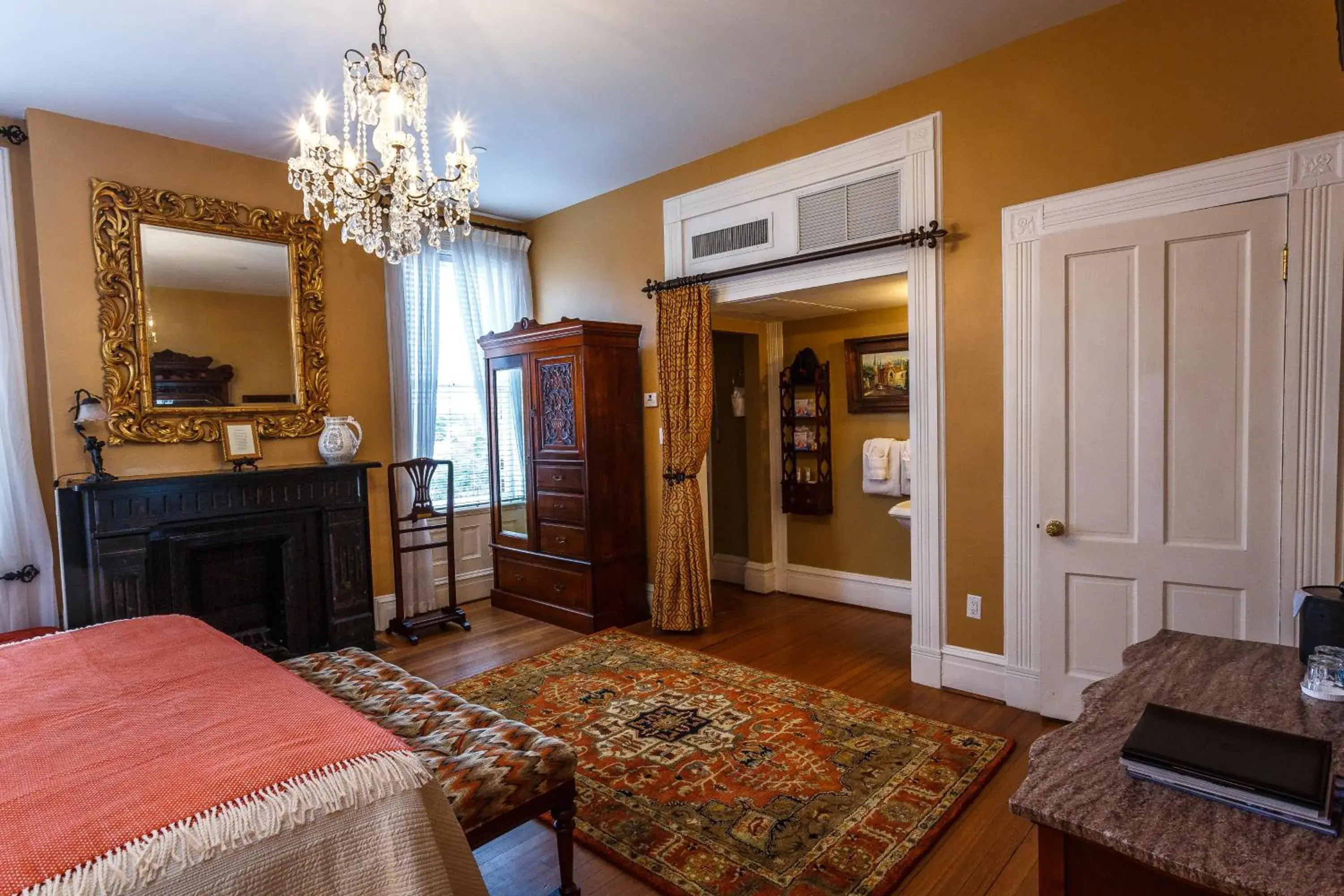 Photo of the whole room, Bed in Kehoe House, Historic Inns of Savannah Collection Photo of the whole room, Bed in Kehoe House, Historic Inns of Savannah Collection