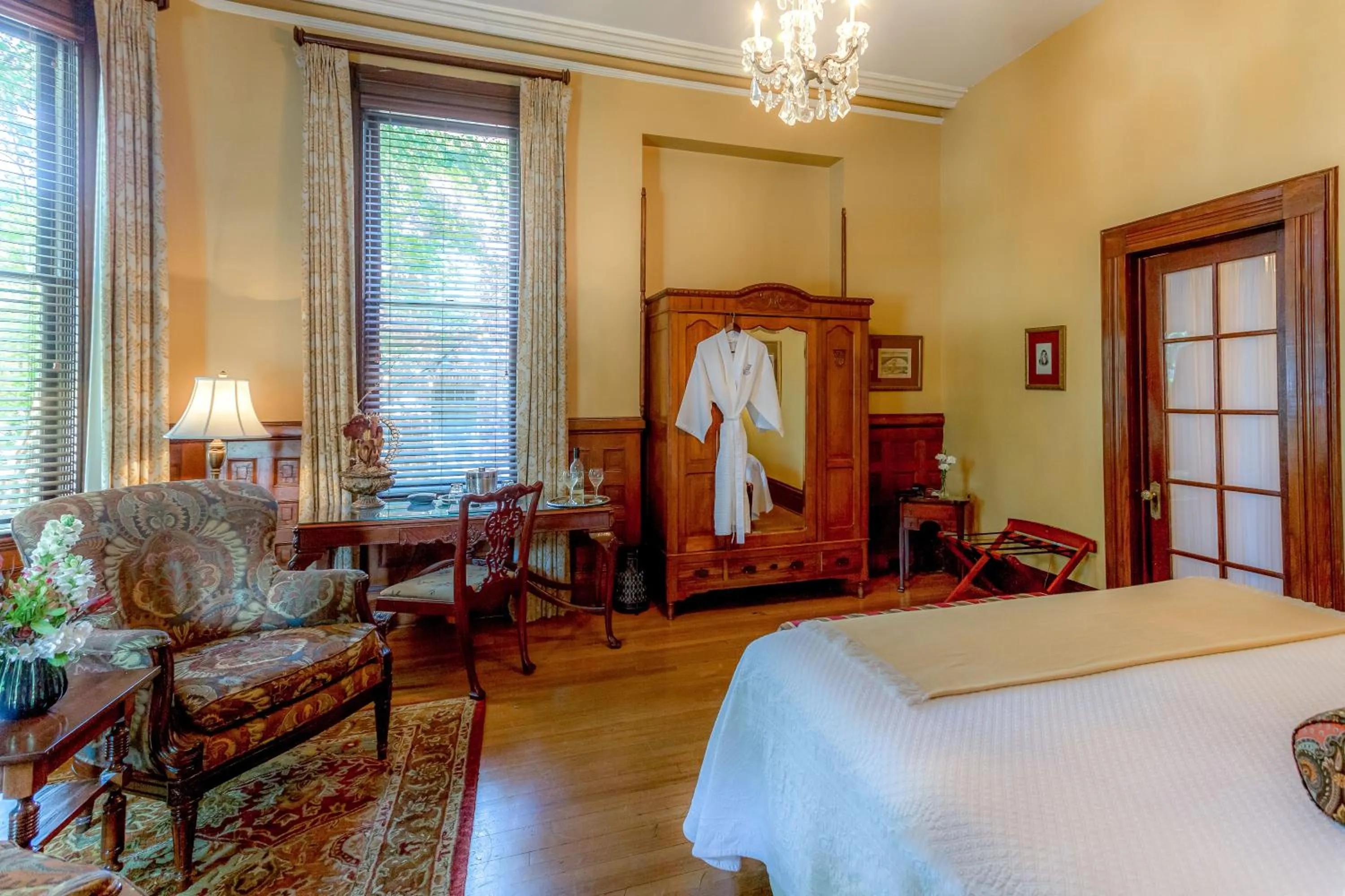 Bedroom, Bed in Kehoe House, Historic Inns of Savannah Collection