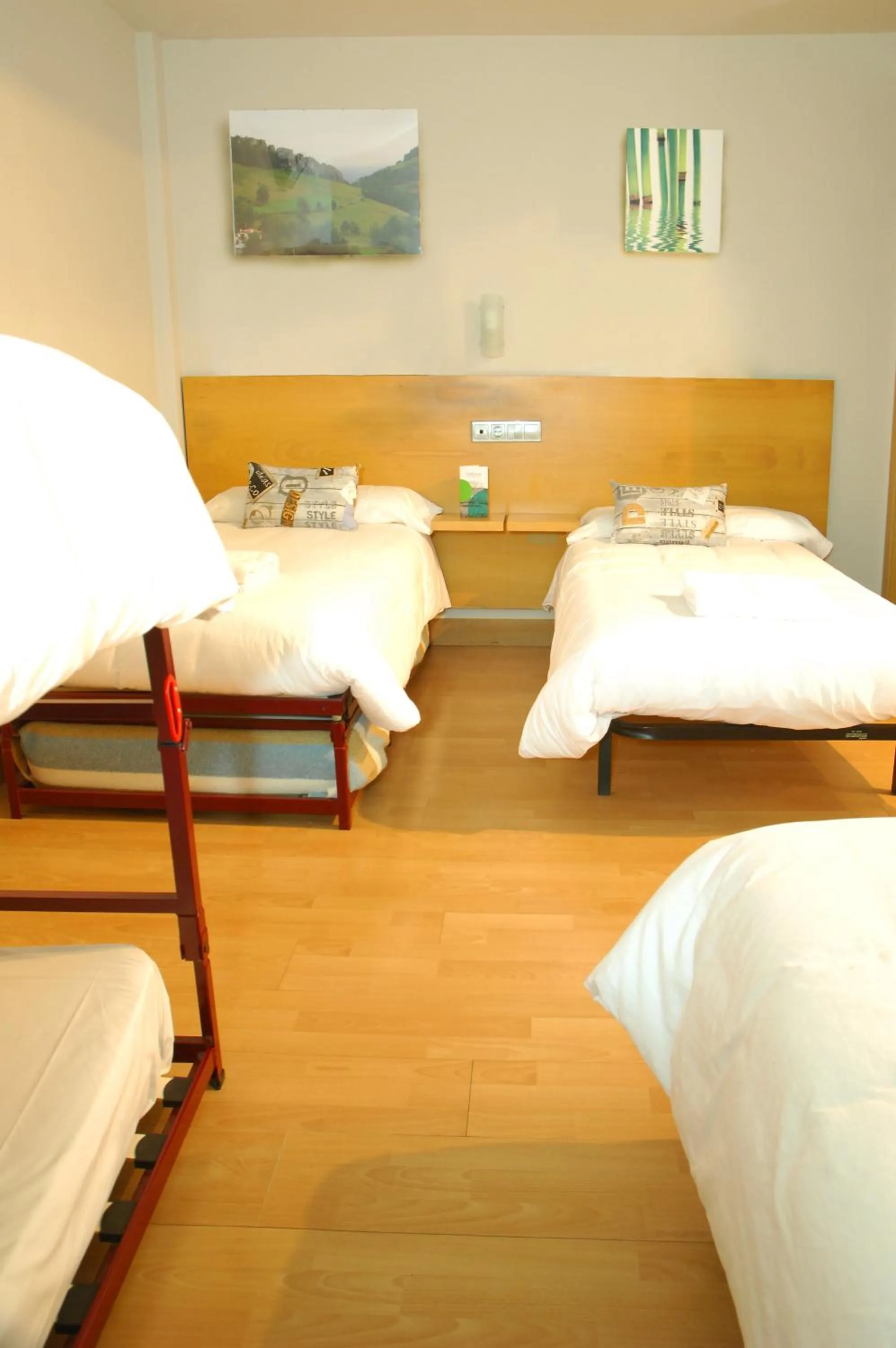 Photo of the whole room, Bed in Hotel Txintxua