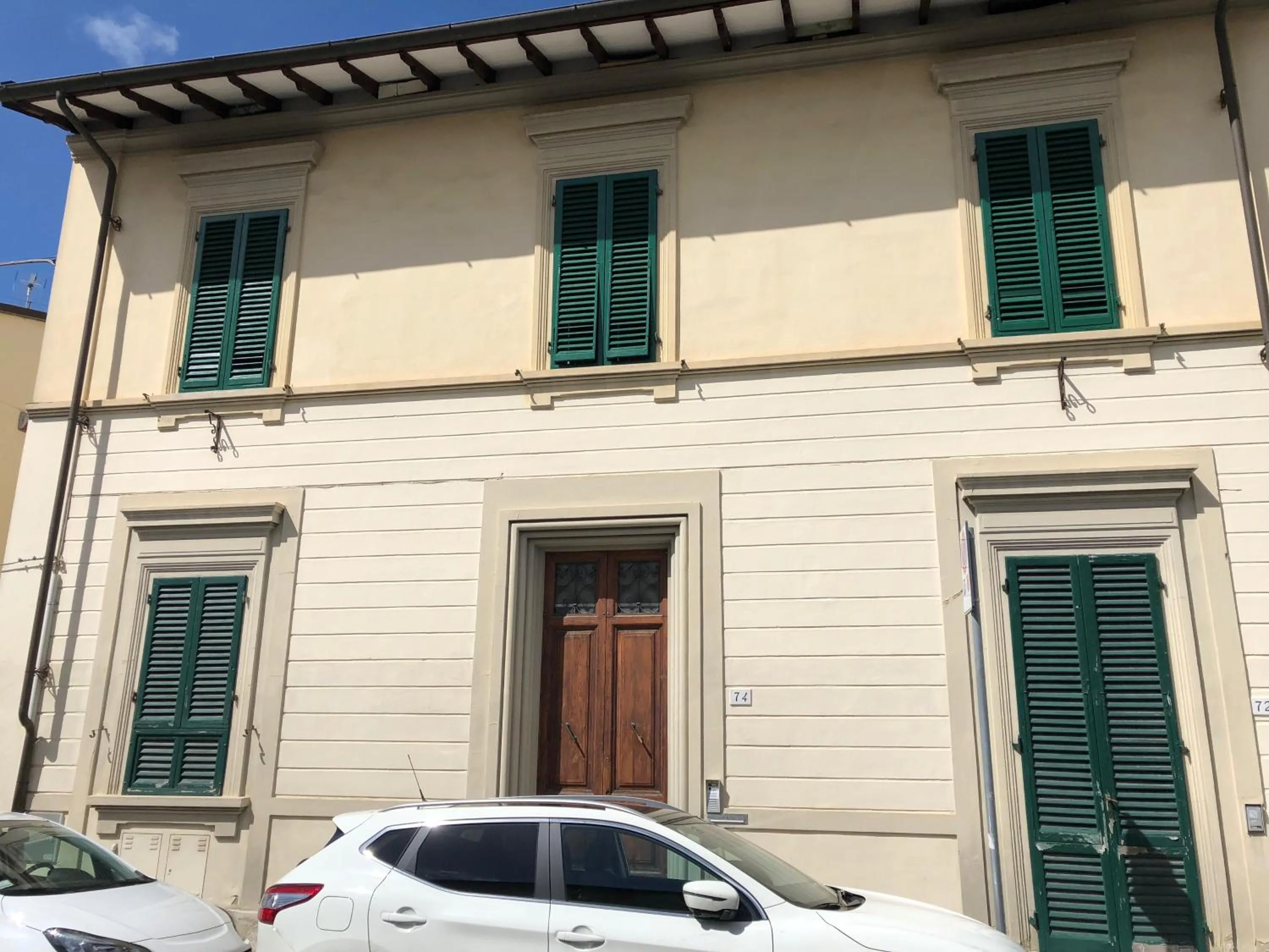 Property building in Da Paola