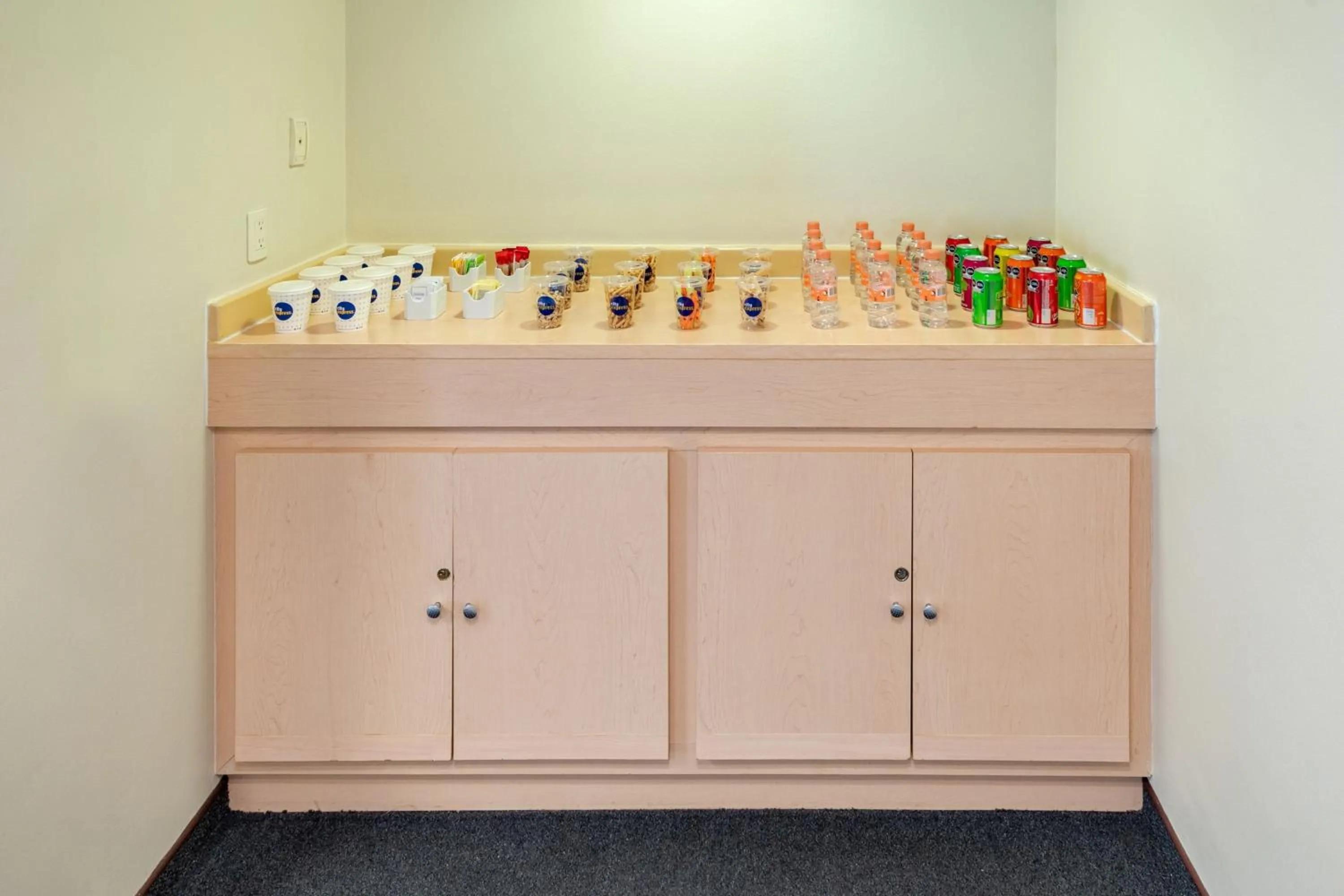 Meeting/conference room in City Express by Marriott Tula