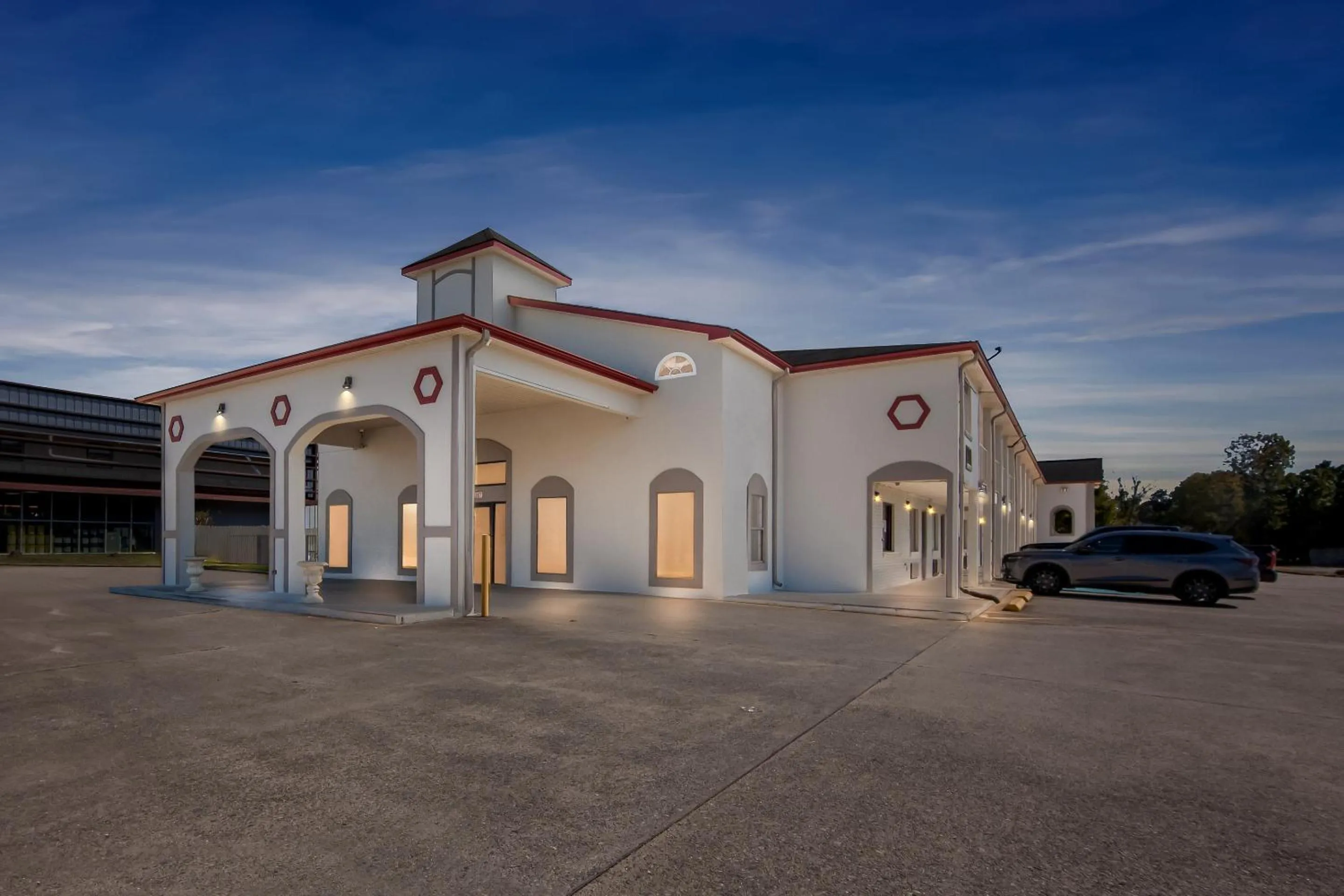 Facade/entrance in Red Roof Inn Muscle Shoals