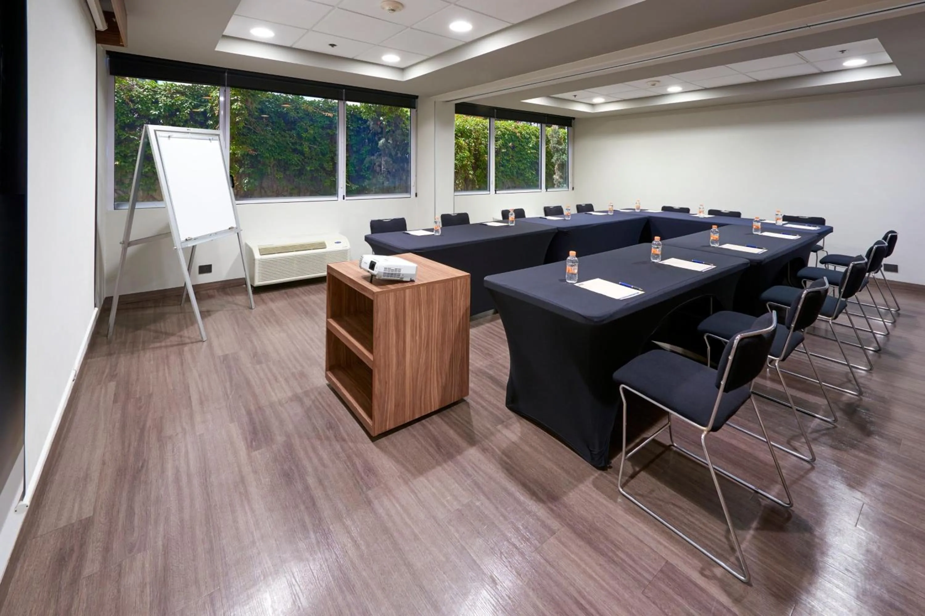 Meeting/conference room in City Express by Marriott Saltillo Norte