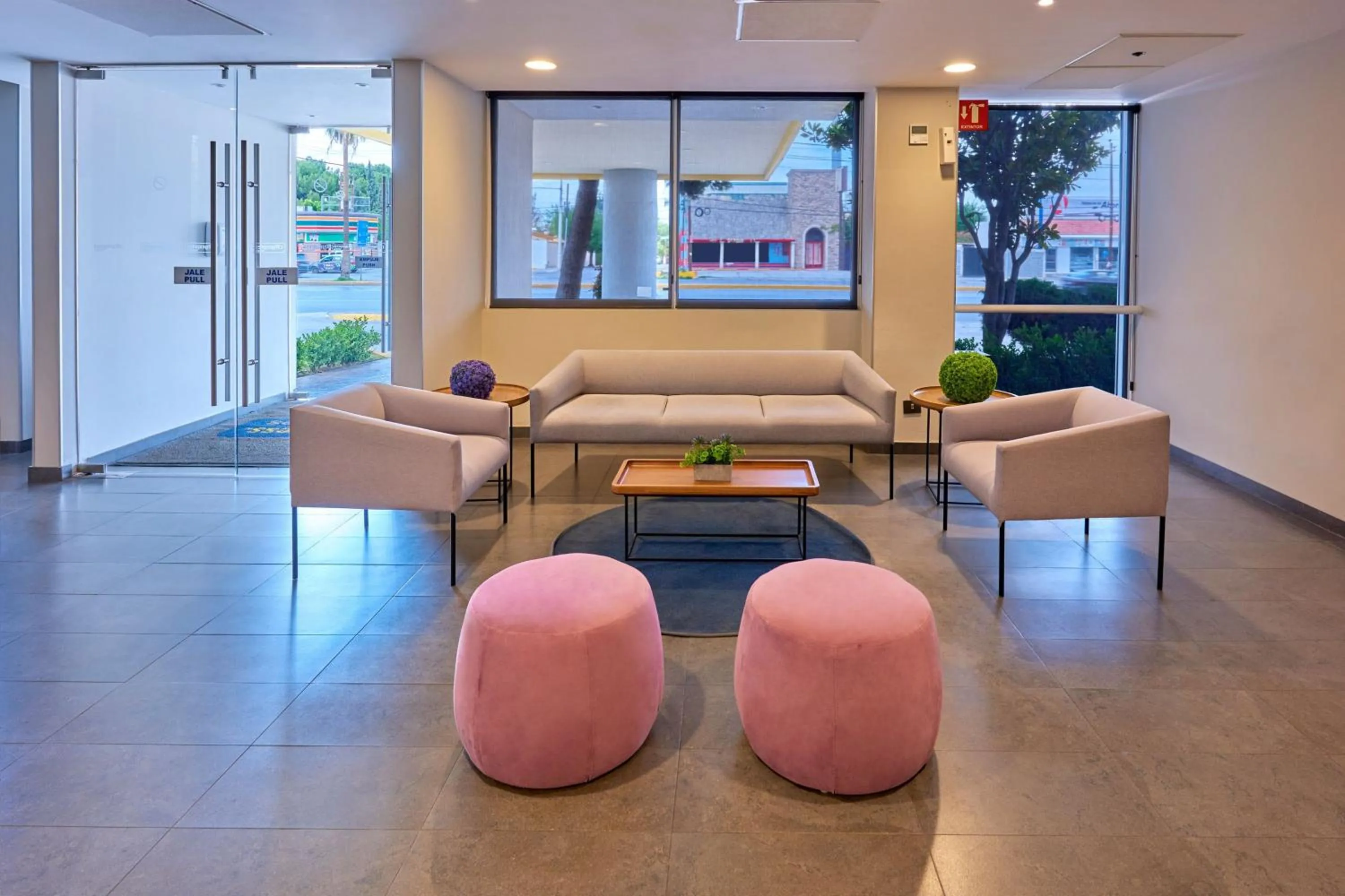 Living room in City Express by Marriott Saltillo Norte