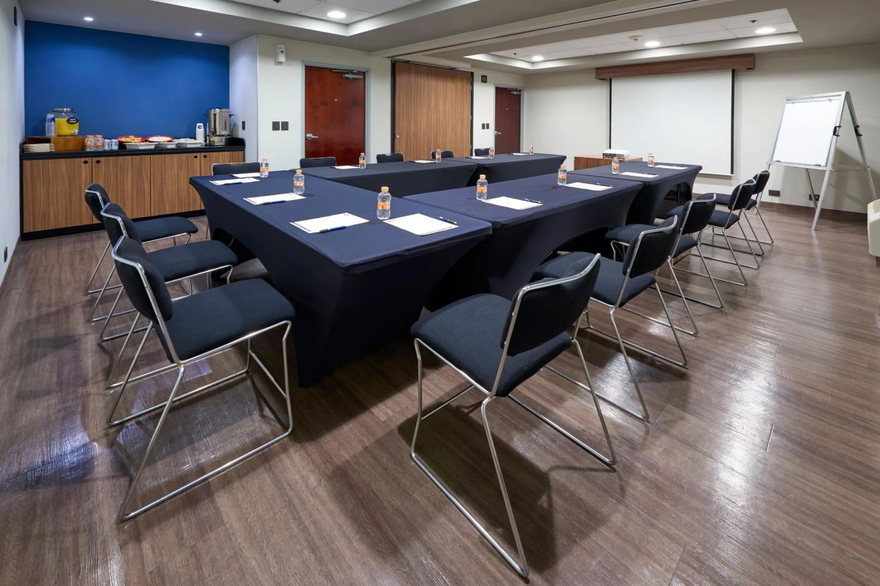 Meeting/conference room in City Express by Marriott Saltillo Norte