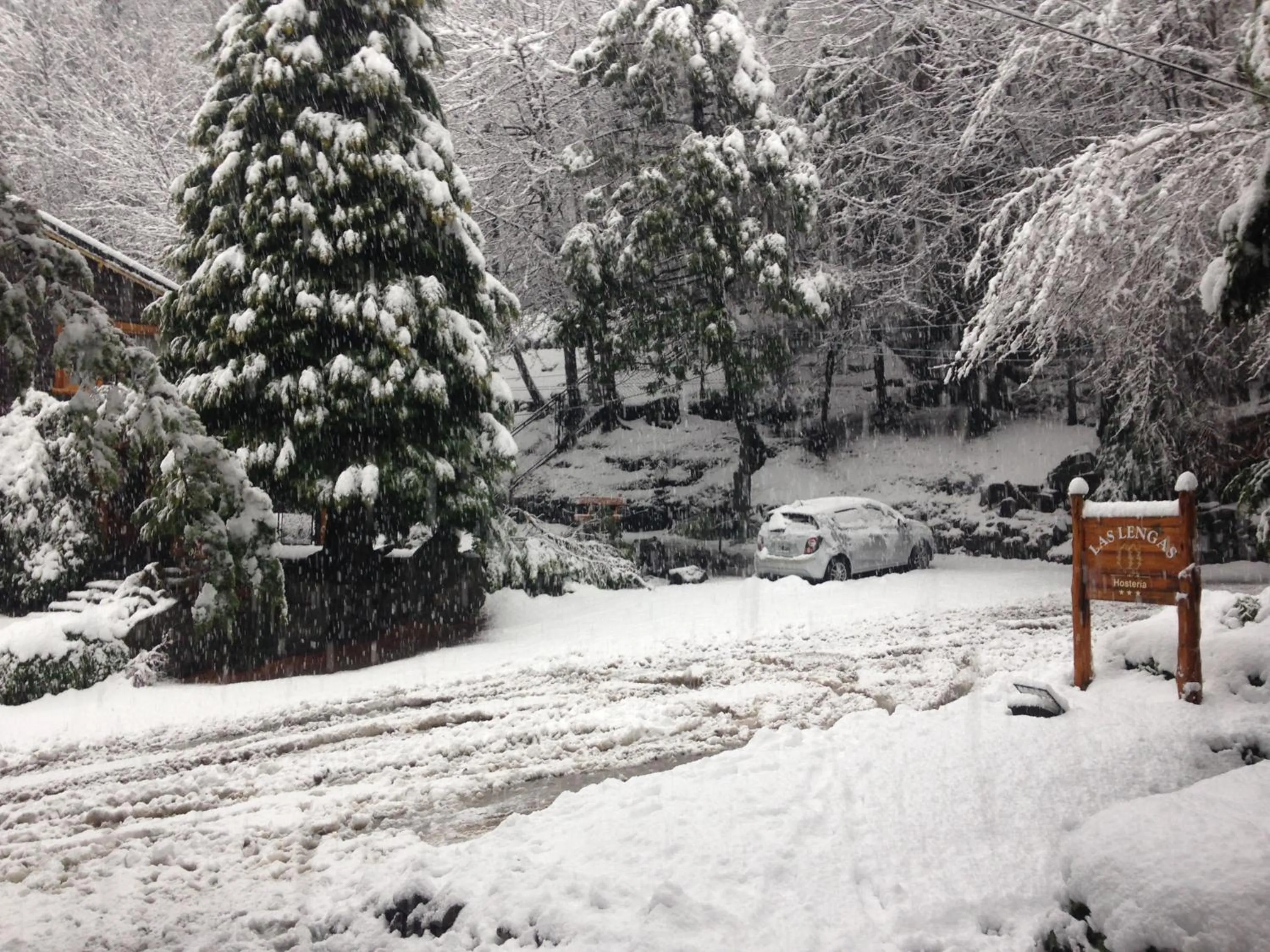 Hosteria Las Lengas by Visionnaire