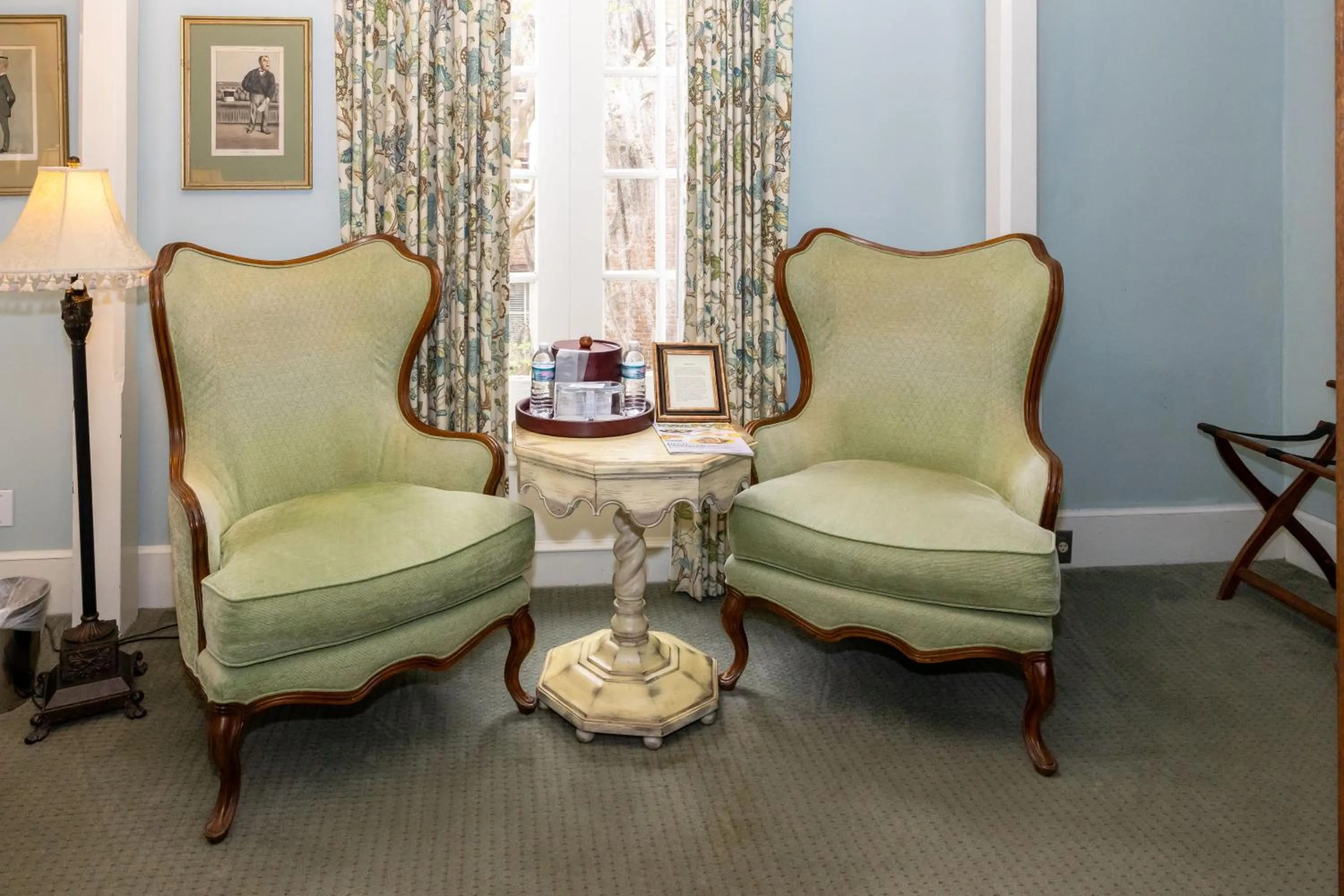 Seating area in Eliza Thompson House, Historic Inns of Savannah Collection
