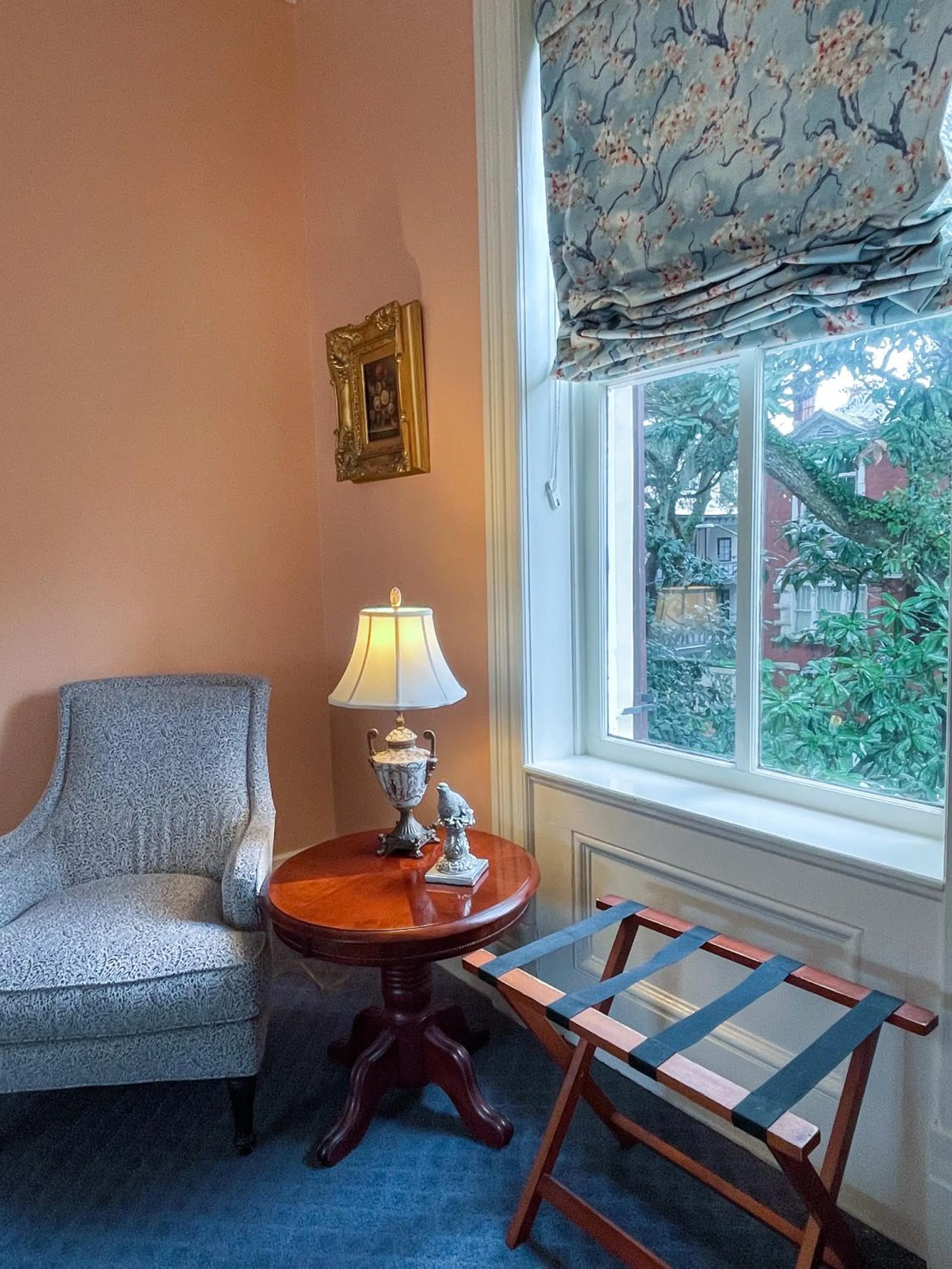 Seating area in Eliza Thompson House, Historic Inns of Savannah Collection