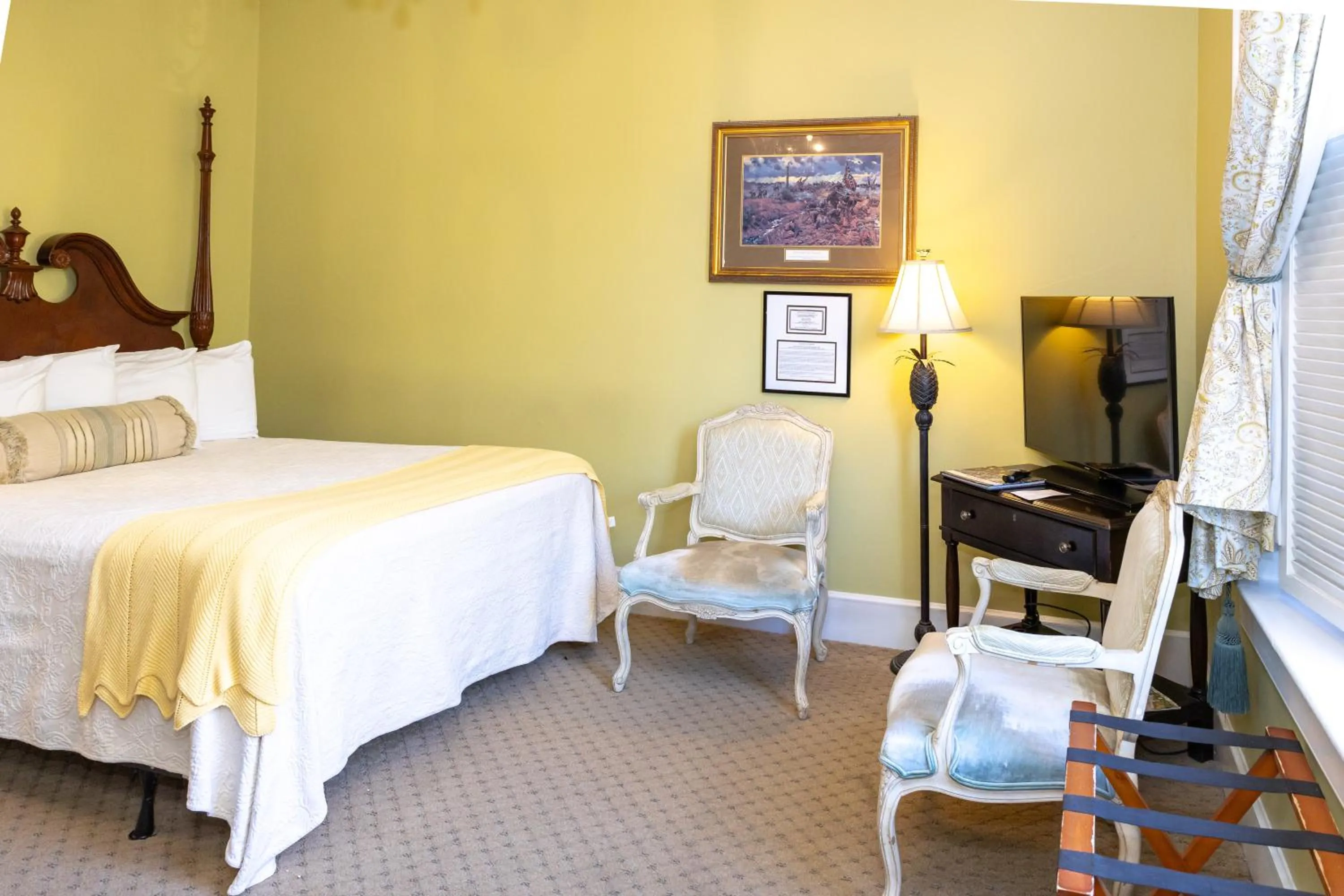 Bedroom, Bed in Eliza Thompson House, Historic Inns of Savannah Collection