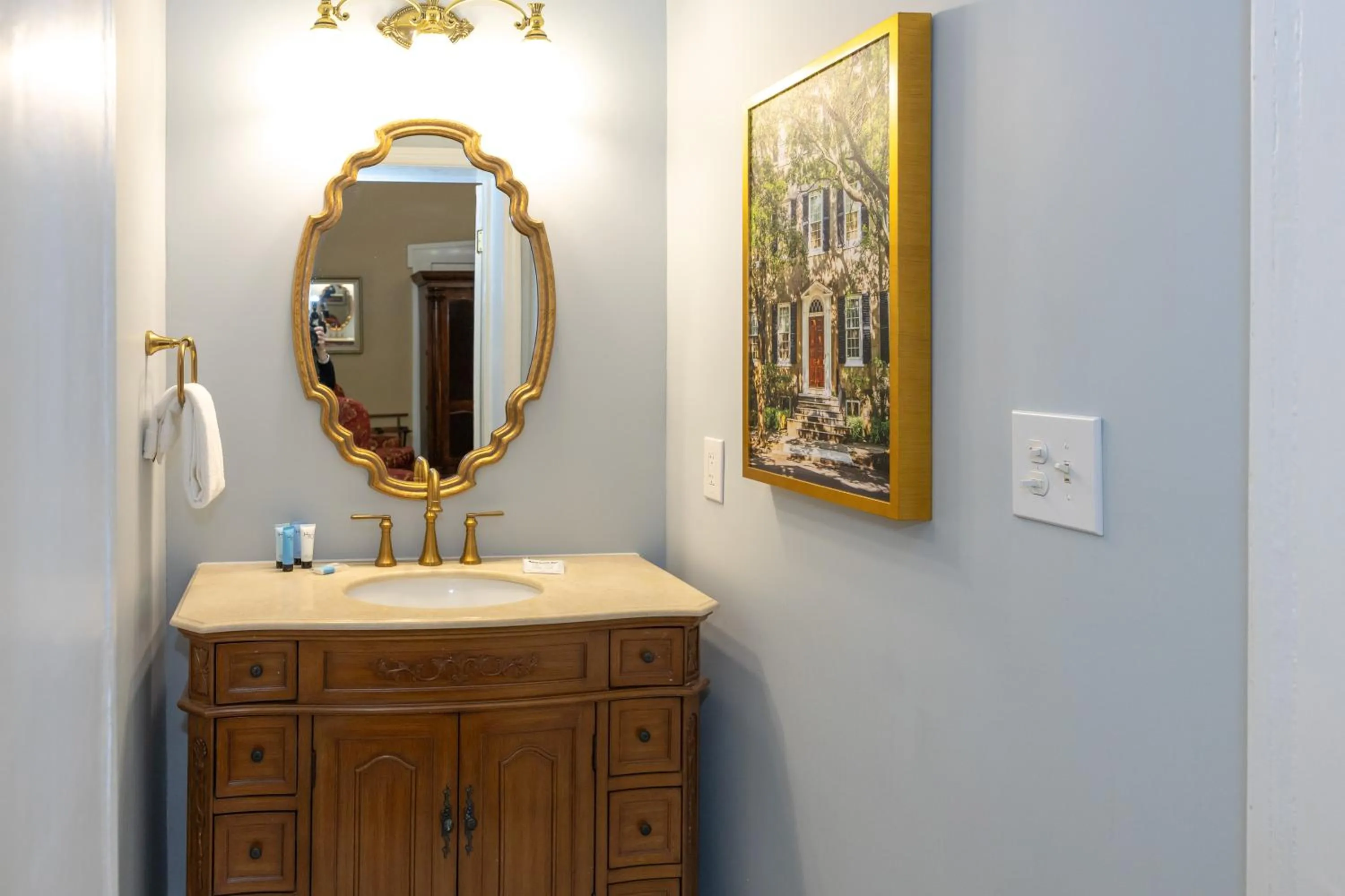 Bathroom in Eliza Thompson House, Historic Inns of Savannah Collection