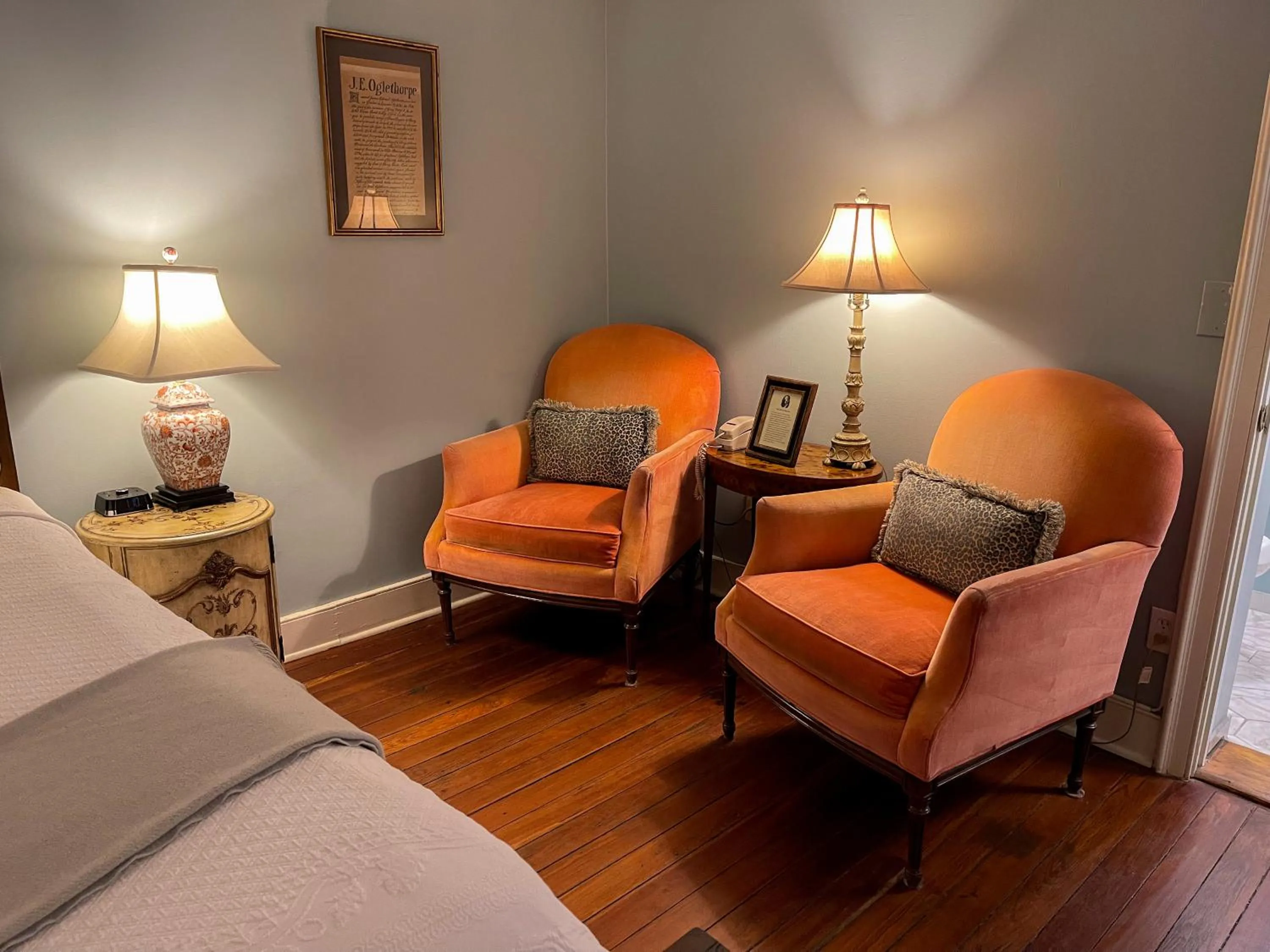 Seating area in Eliza Thompson House, Historic Inns of Savannah Collection