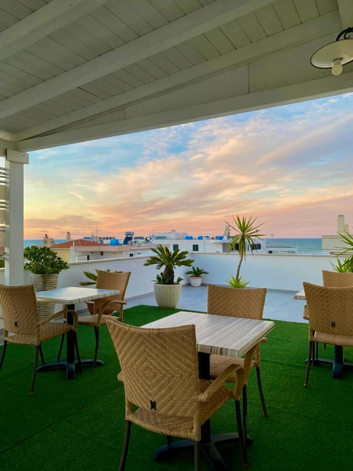 Balcony/Terrace in Green Door