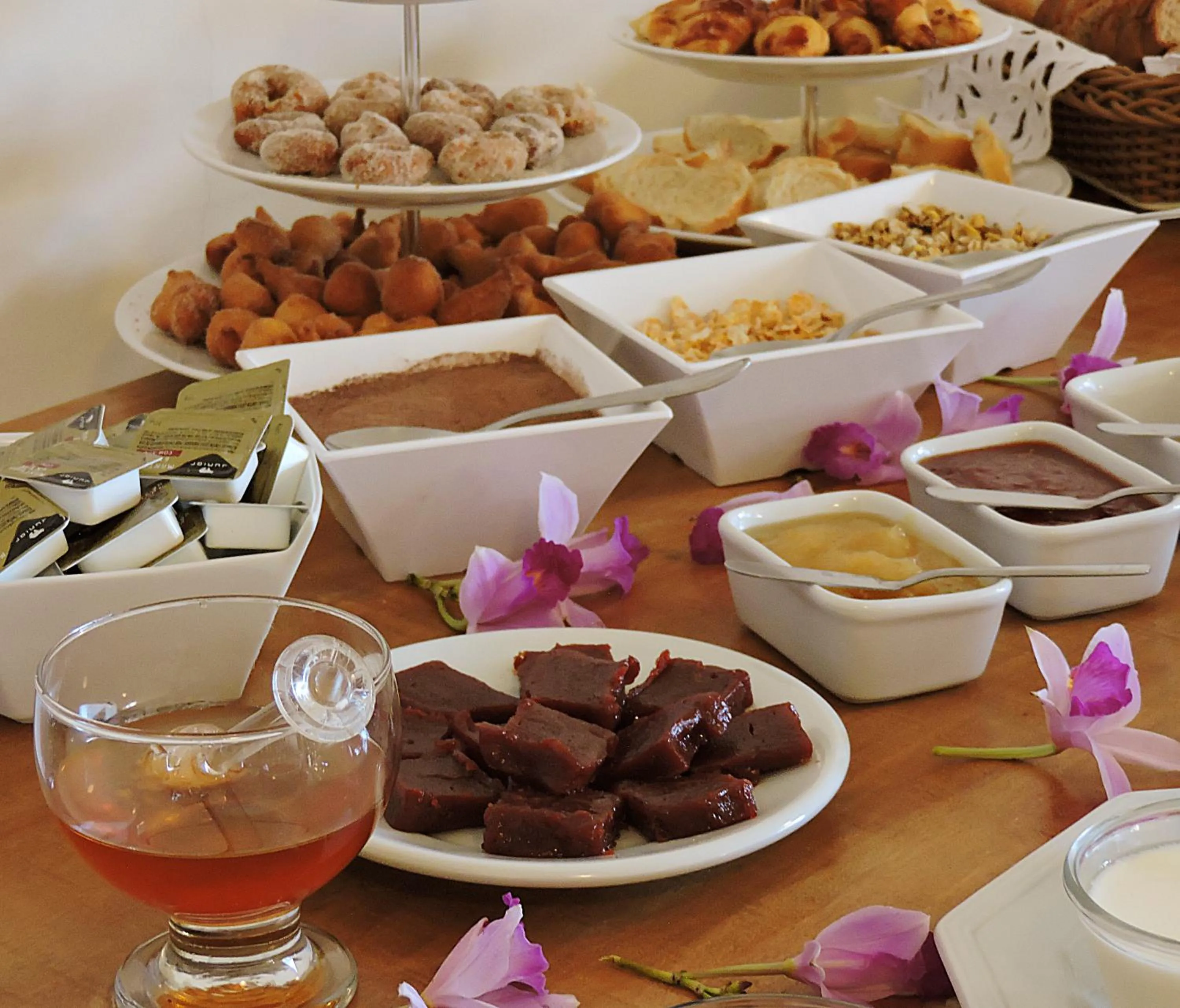 Food and drinks in Pousada Ouro de Minas
