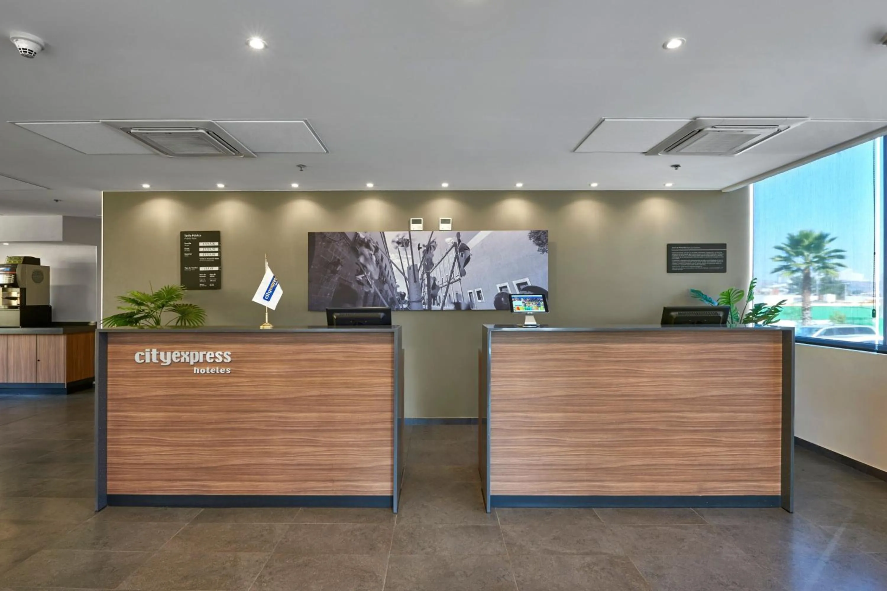 Lobby or reception in City Express by Marriott San Luis Potosi Zona Industrial