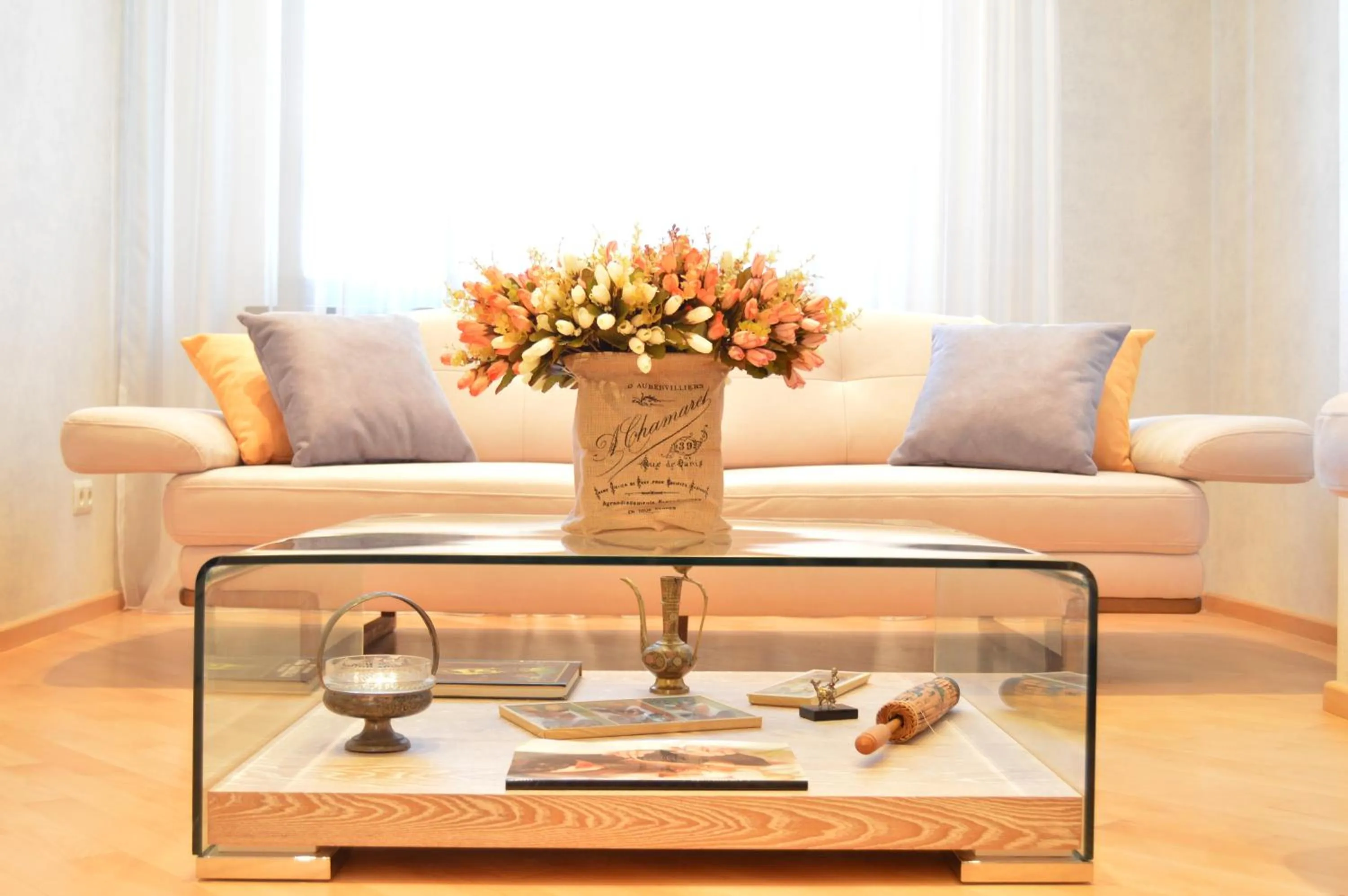 Decorative detail in Superior Apartments