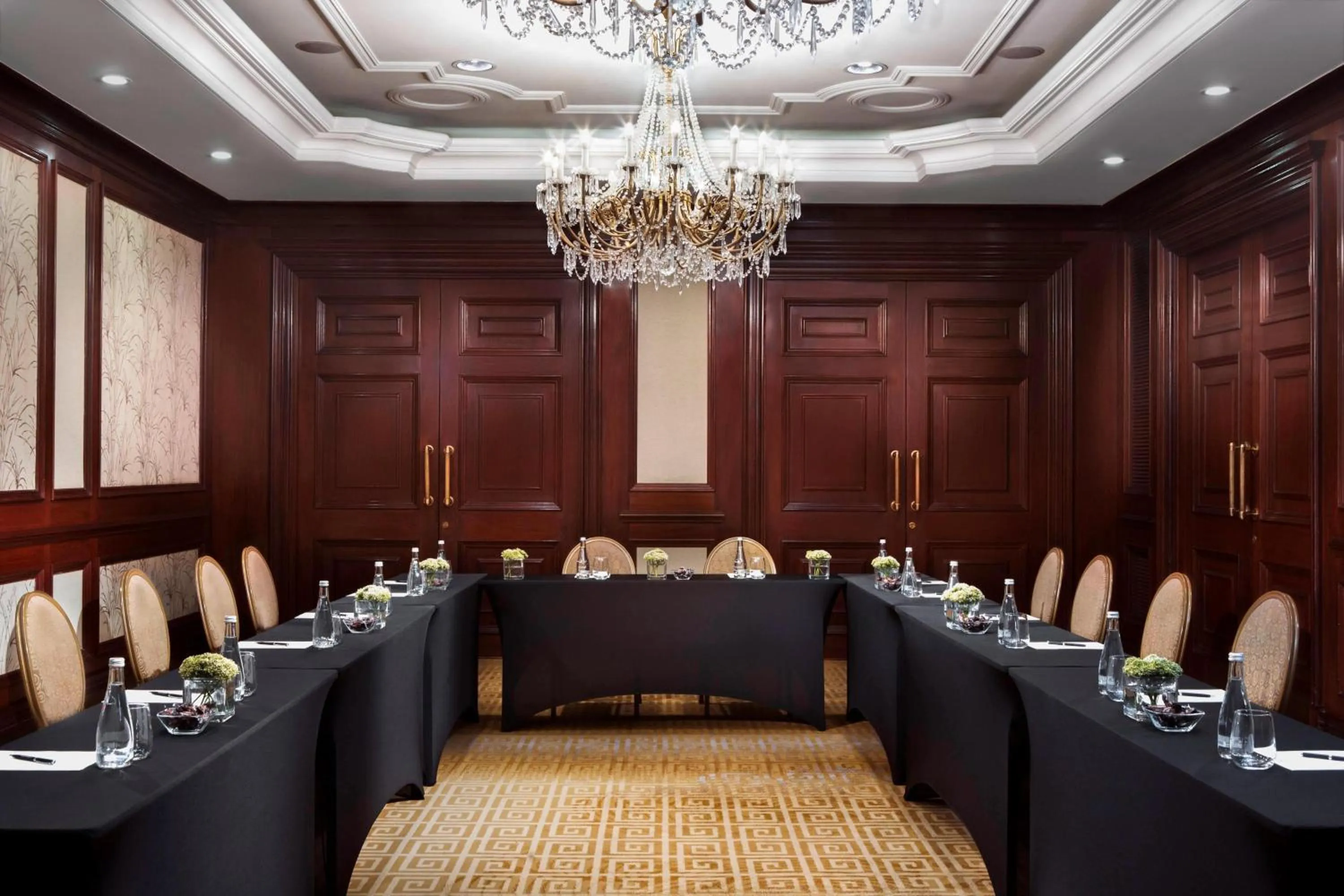 Business facilities in The Ritz-Carlton, Santiago