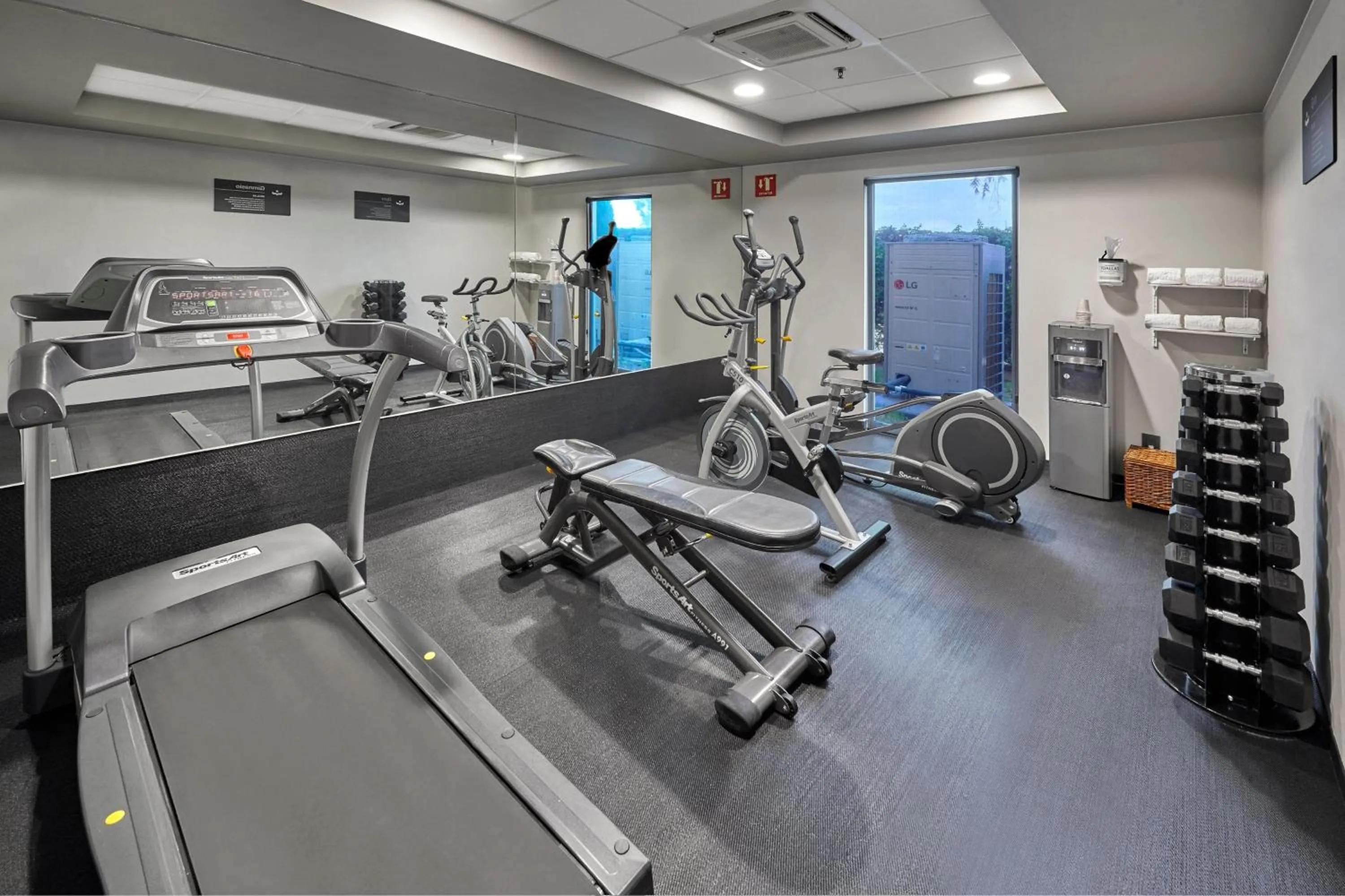 Fitness centre/facilities in City Express by Marriott Los Mochis