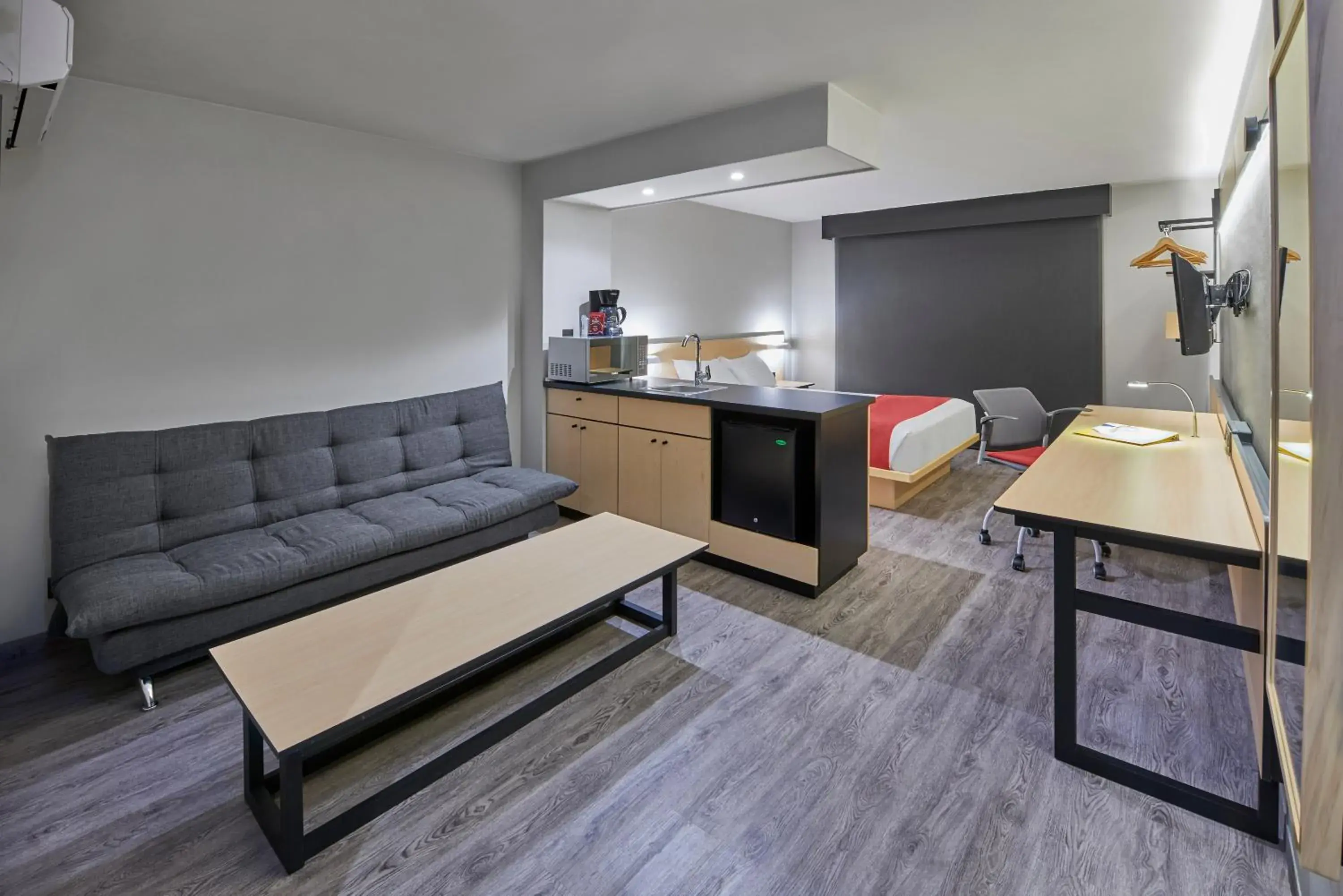 Queen Suite with Sofa Bed in City Express by Marriott Ciudad Juárez Queen Suite with Sofa Bed in City Express by Marriott Ciudad Juárez