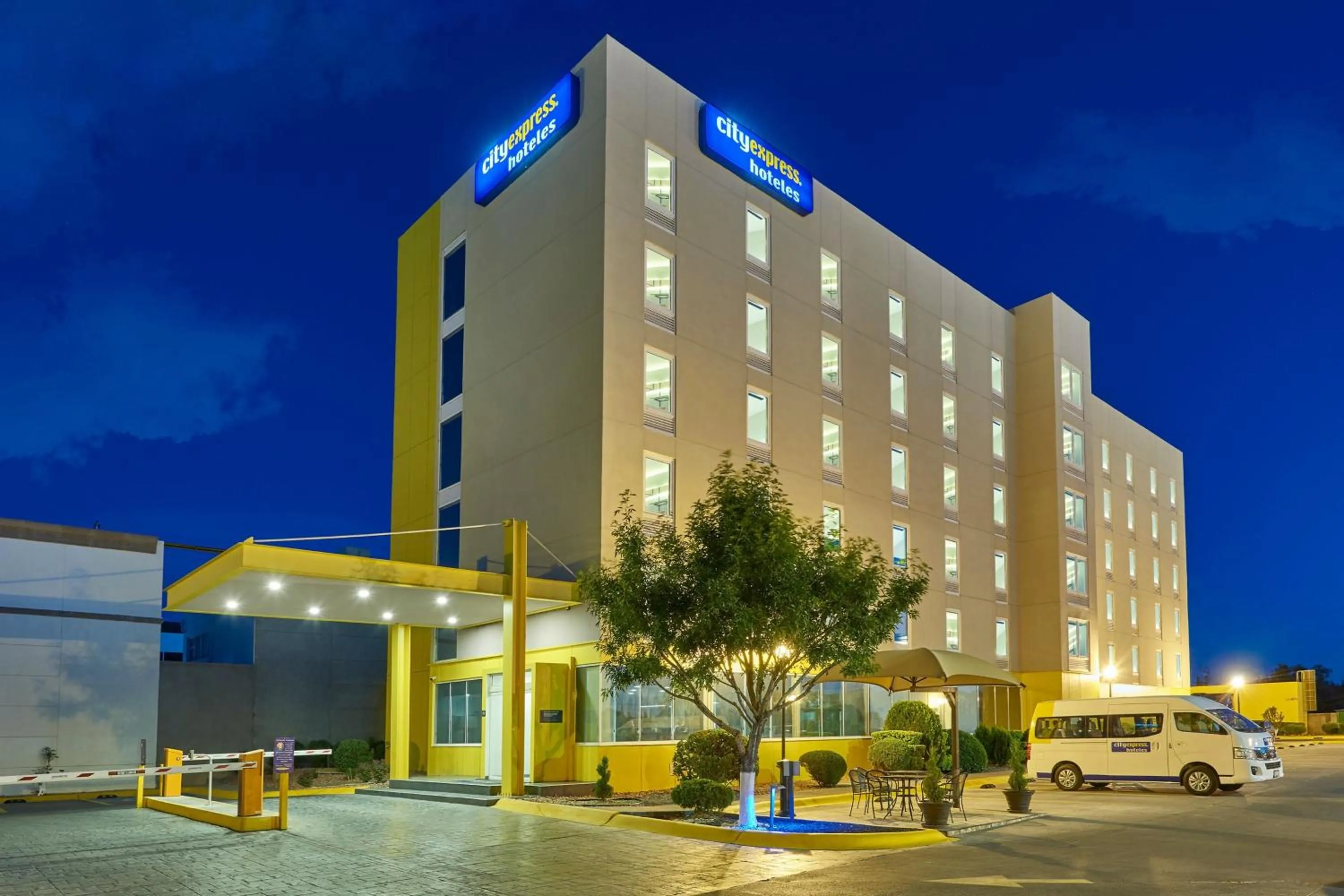 Property building in City Express by Marriott Ciudad Juárez