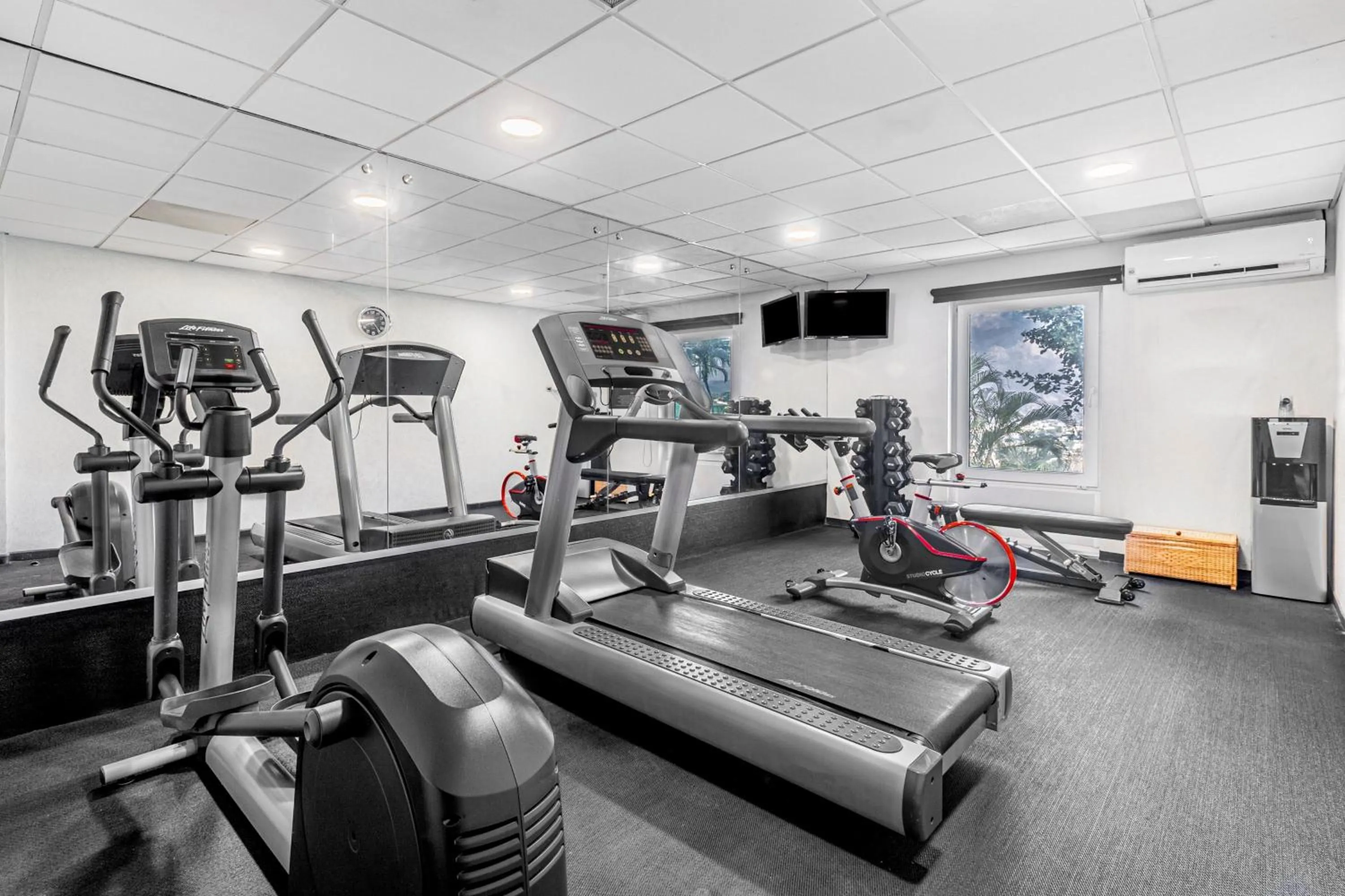 Fitness centre/facilities in City Express by Marriott Tuxtla Gutiérrez
