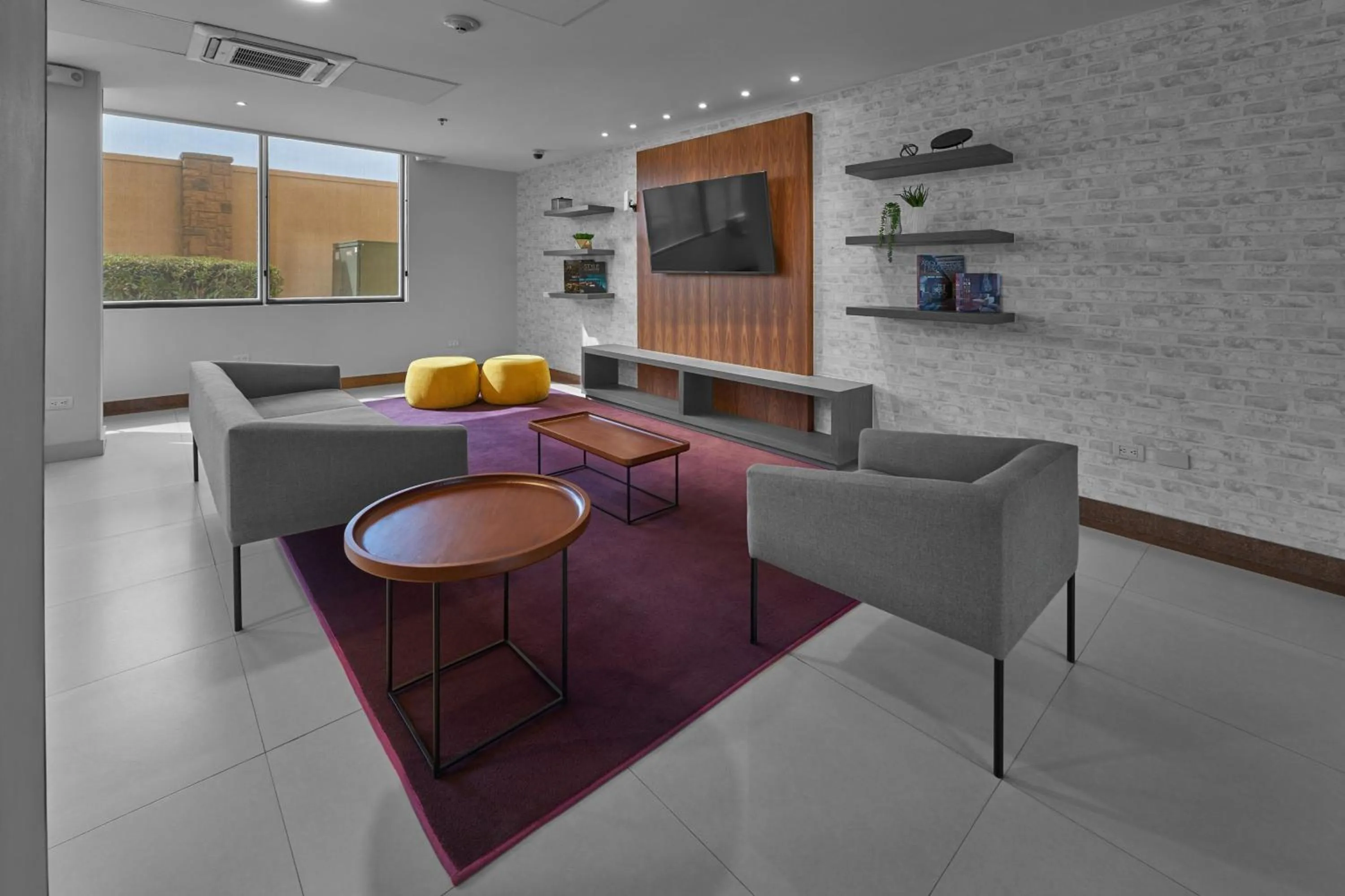 Lobby or reception in City Express by Marriott Tampico