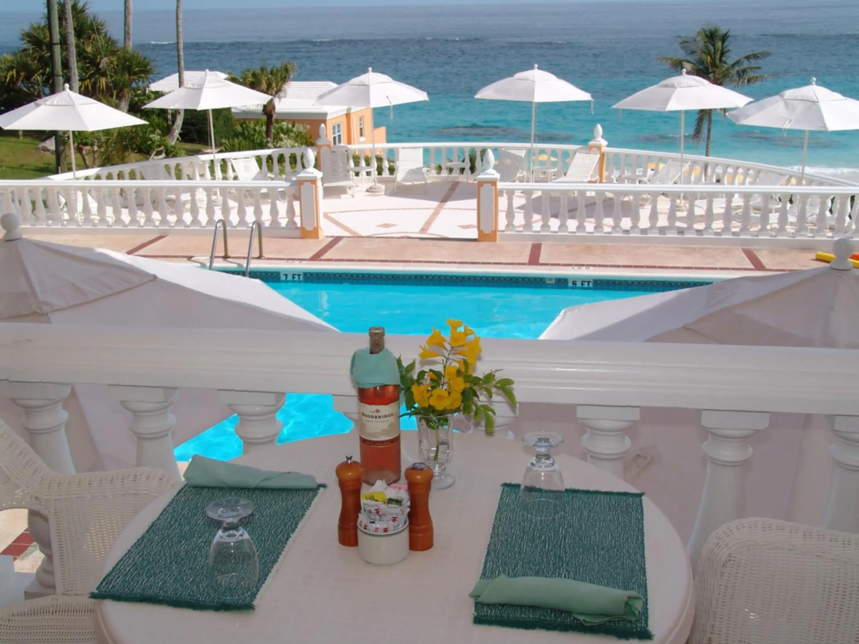 Coco Reef Bermuda Coco Reef Bermuda